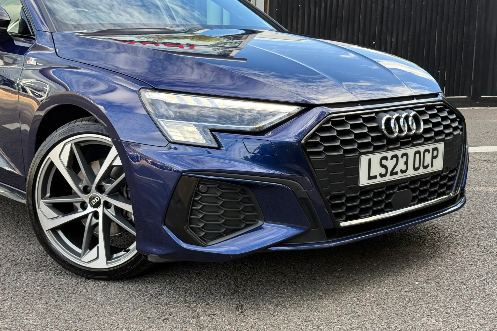 Audi A3 thumbnail image number 2