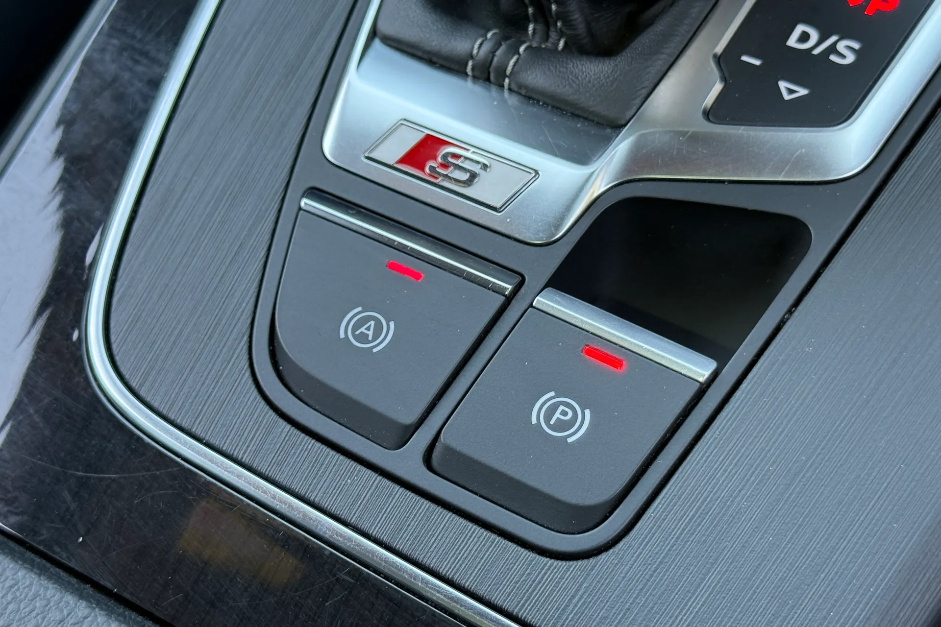 Audi Q5 thumbnail image number 45
