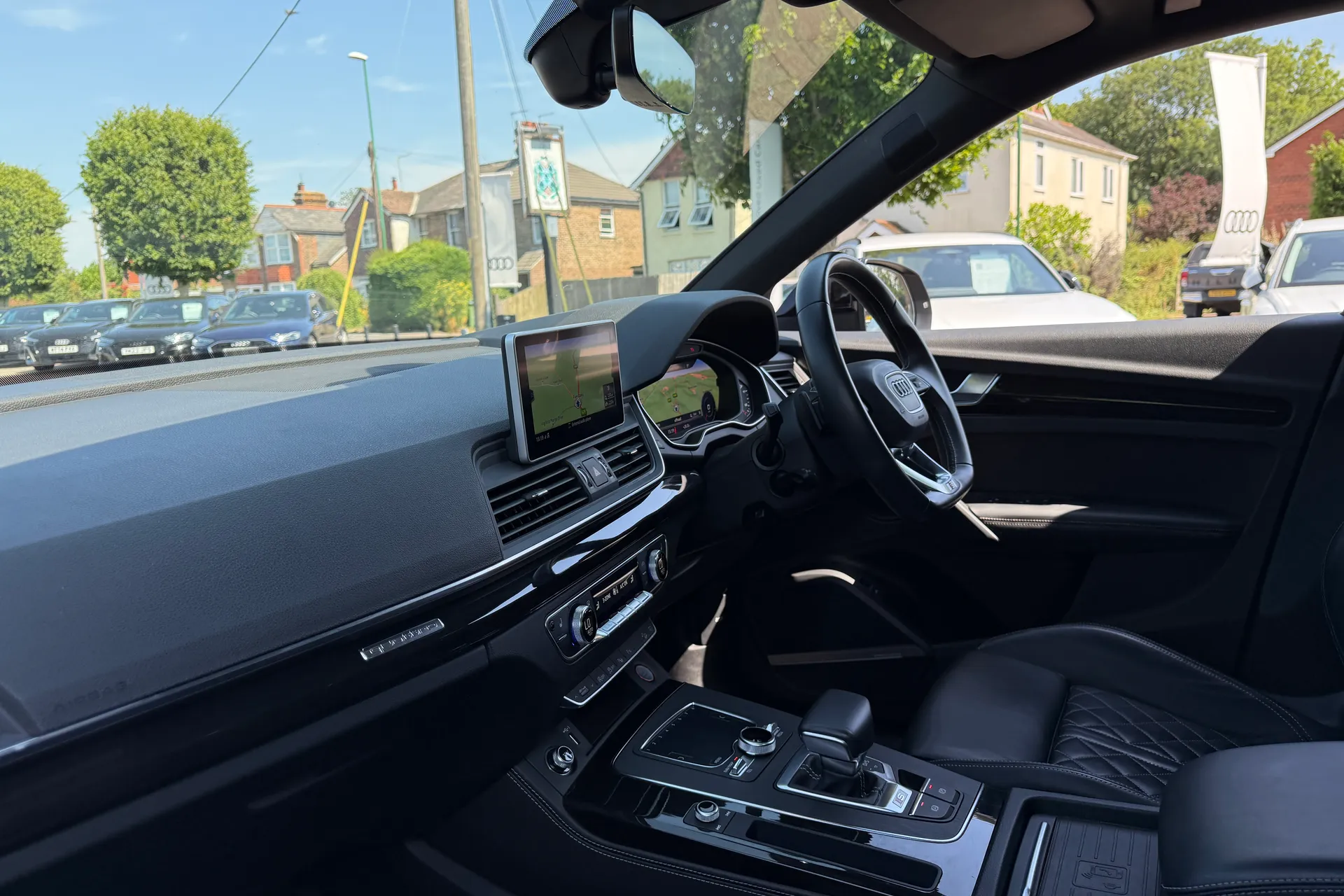 Audi Q5 thumbnail image number 30
