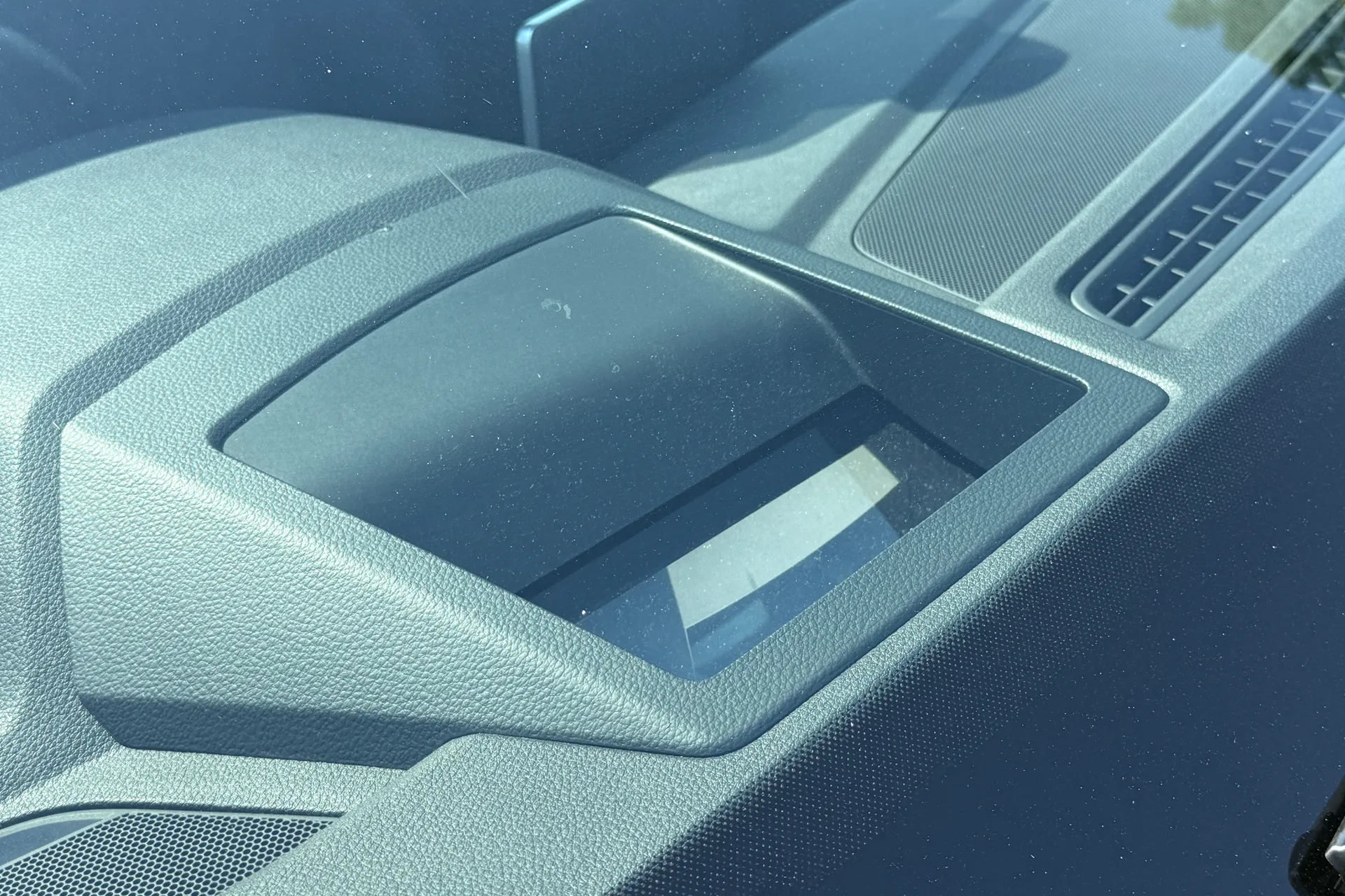 Audi Q5 thumbnail image number 11