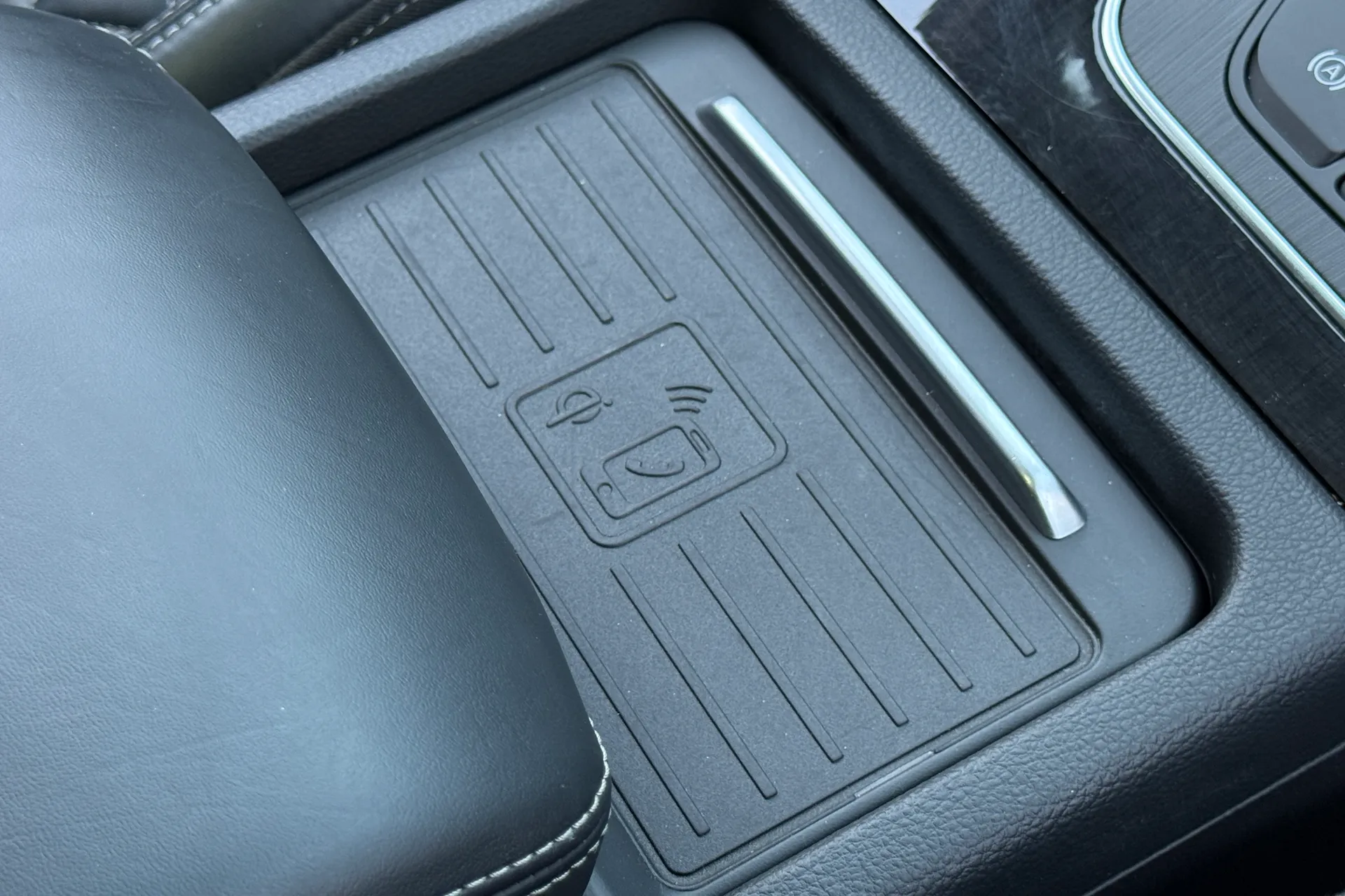 Audi Q5 thumbnail image number 15