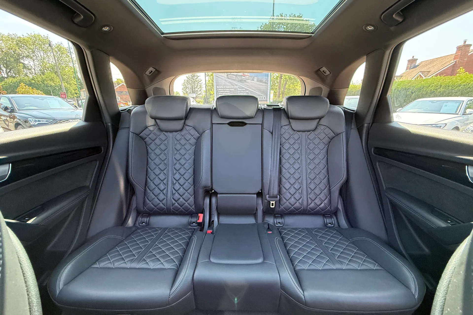 Audi Q5 thumbnail image number 9