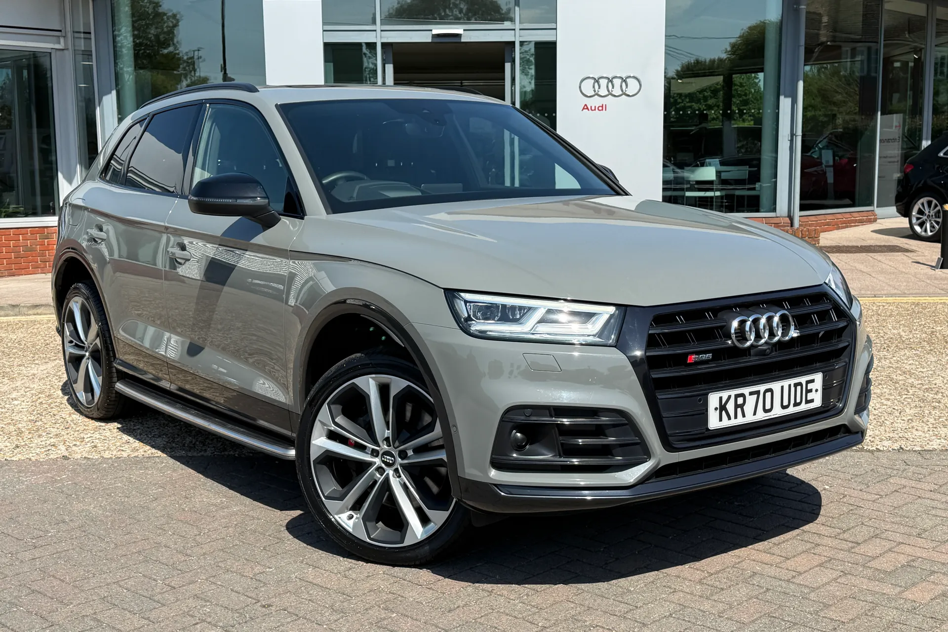 Audi Q5 thumbnail image number 25