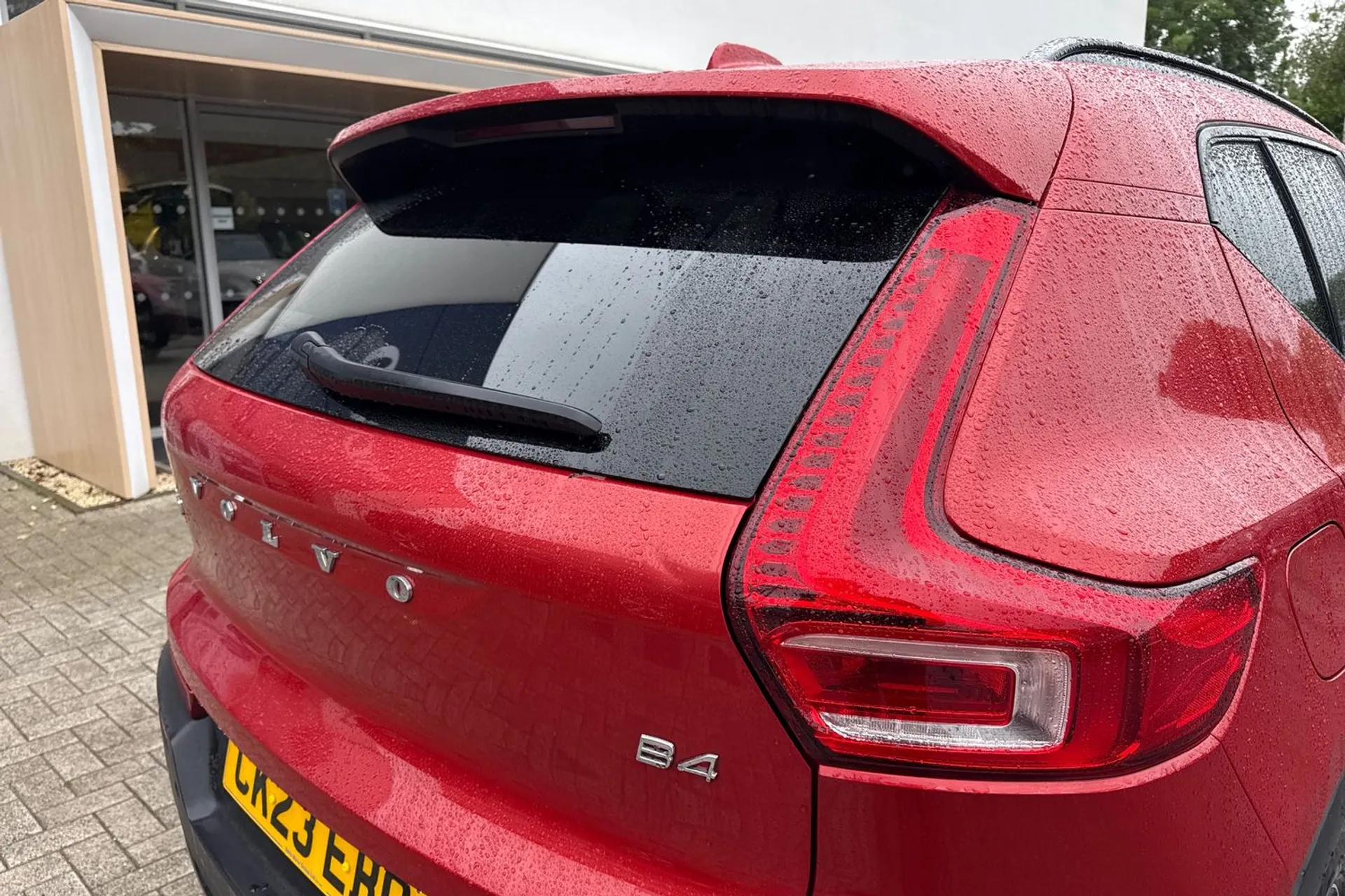 Volvo XC40 thumbnail image number 16