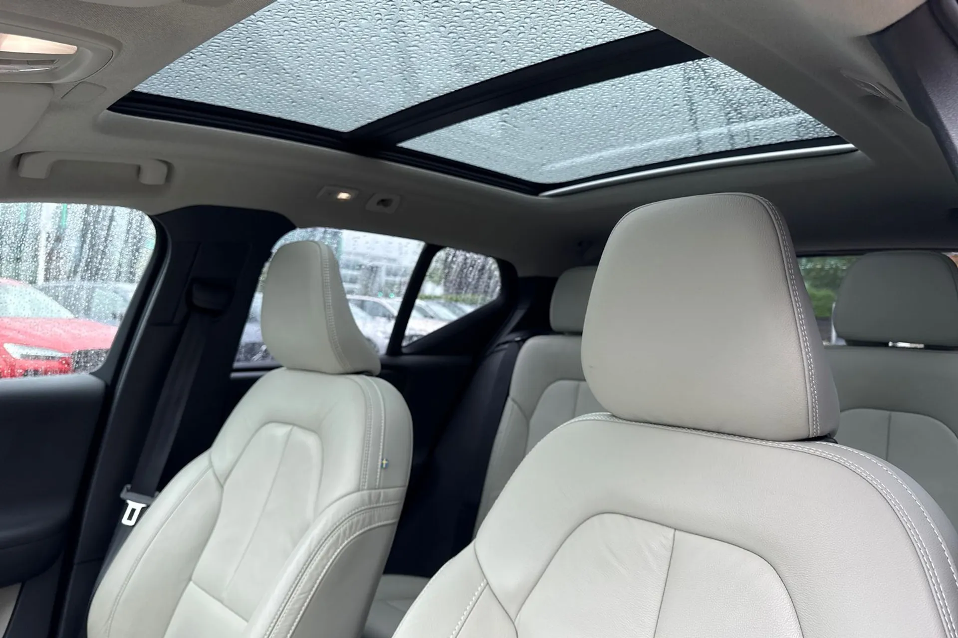 Volvo XC40 thumbnail image number 29