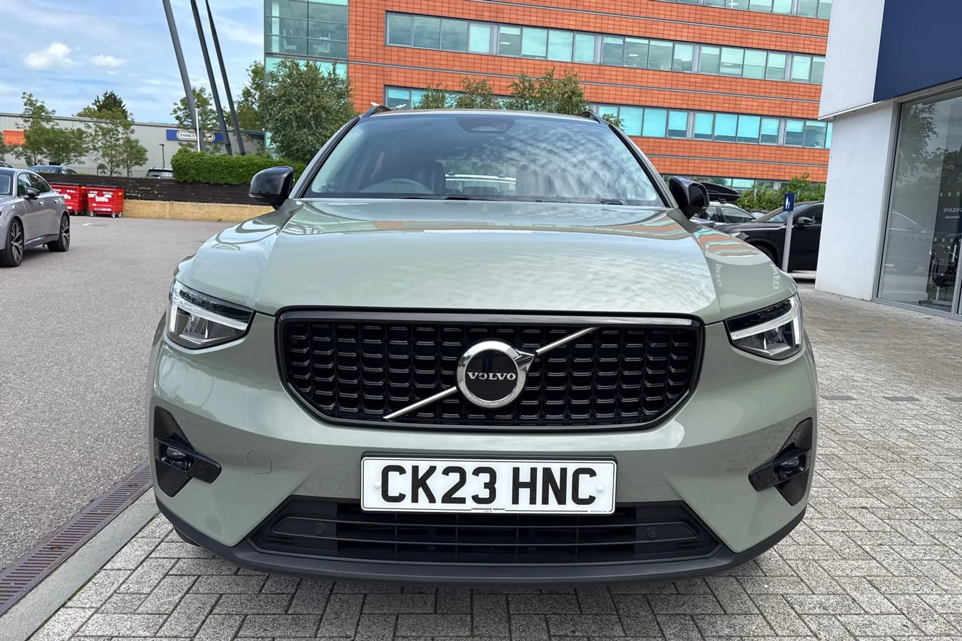 Volvo XC40 thumbnail image number 13