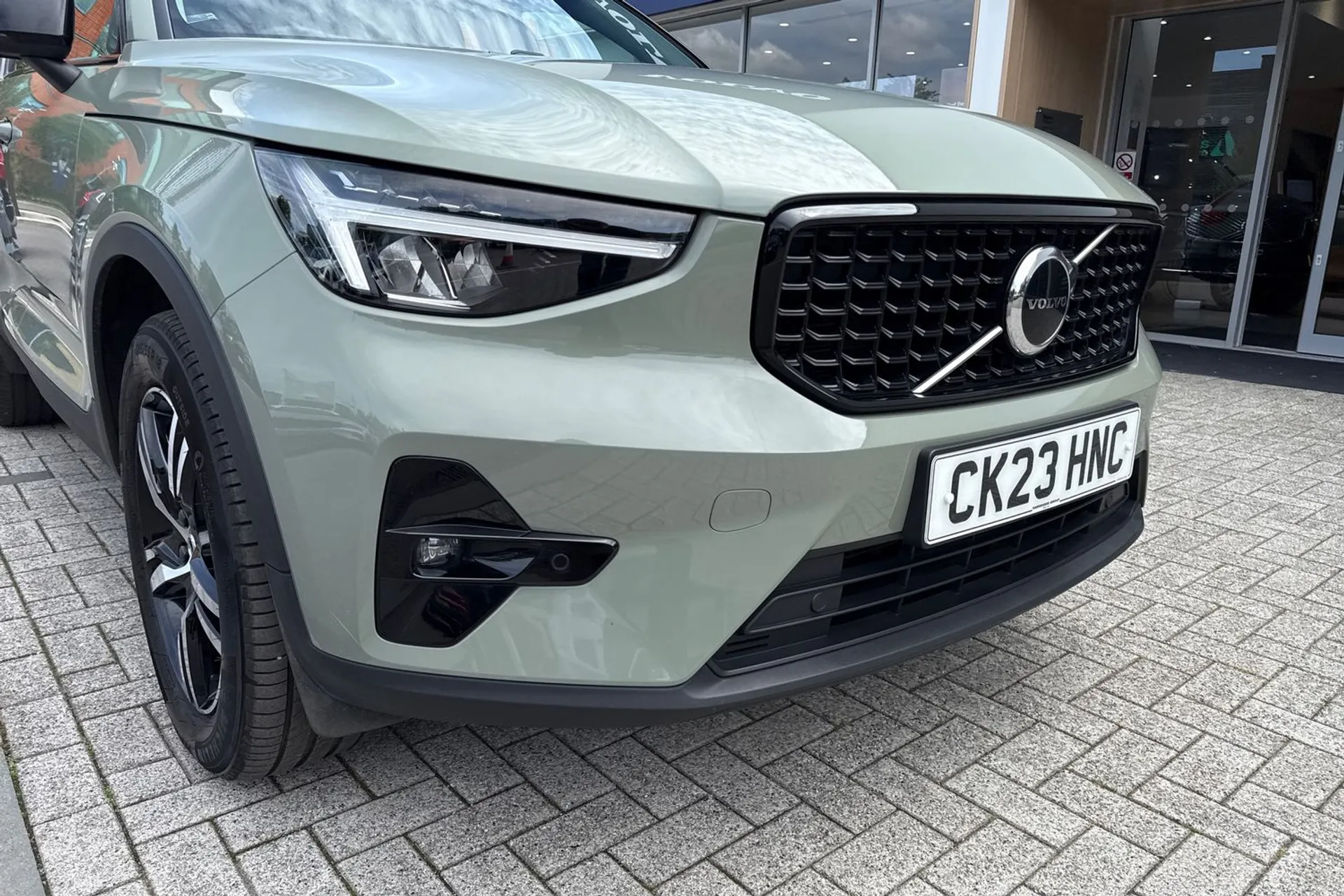 Volvo XC40 thumbnail image number 7
