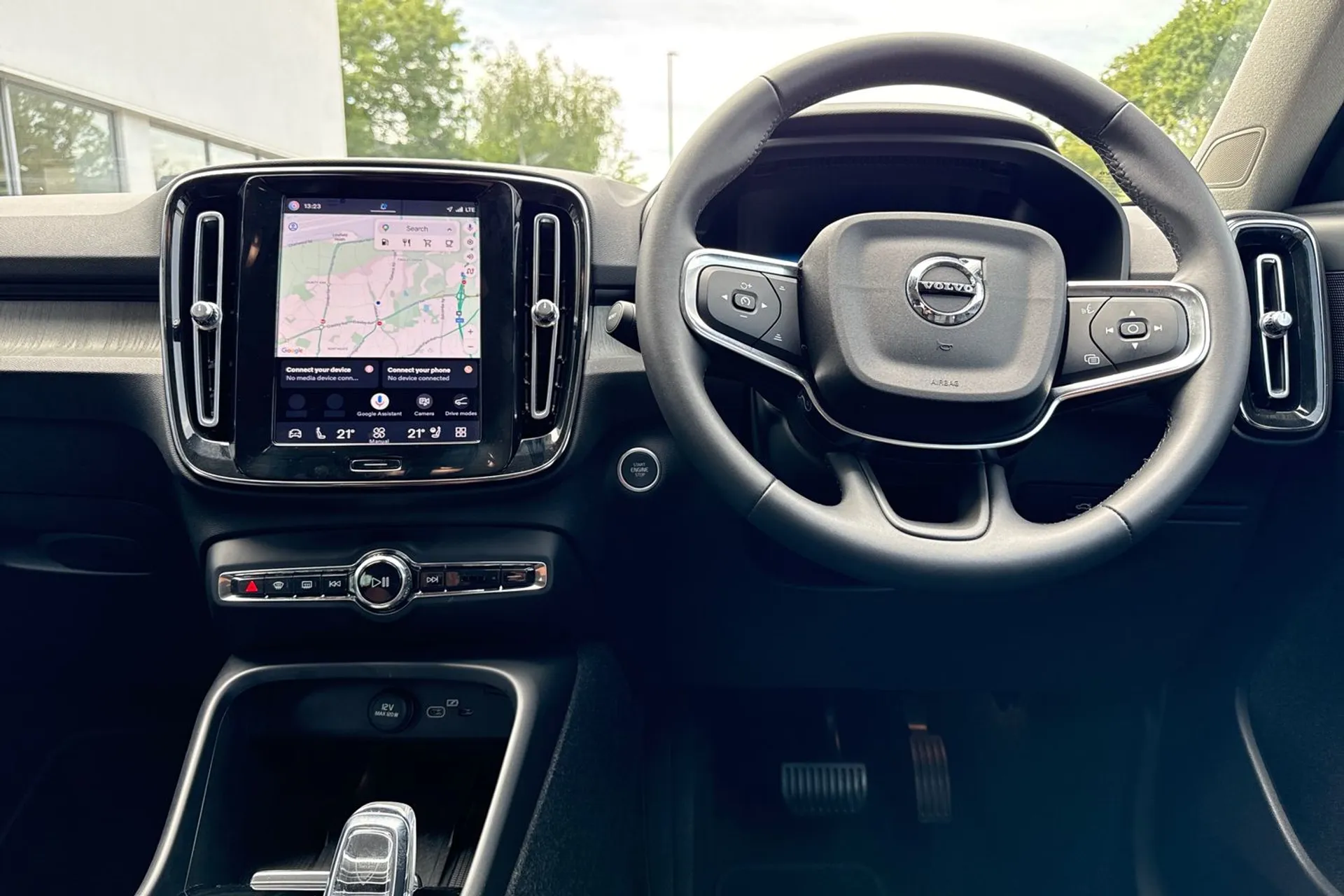 Volvo XC40 thumbnail image number 34