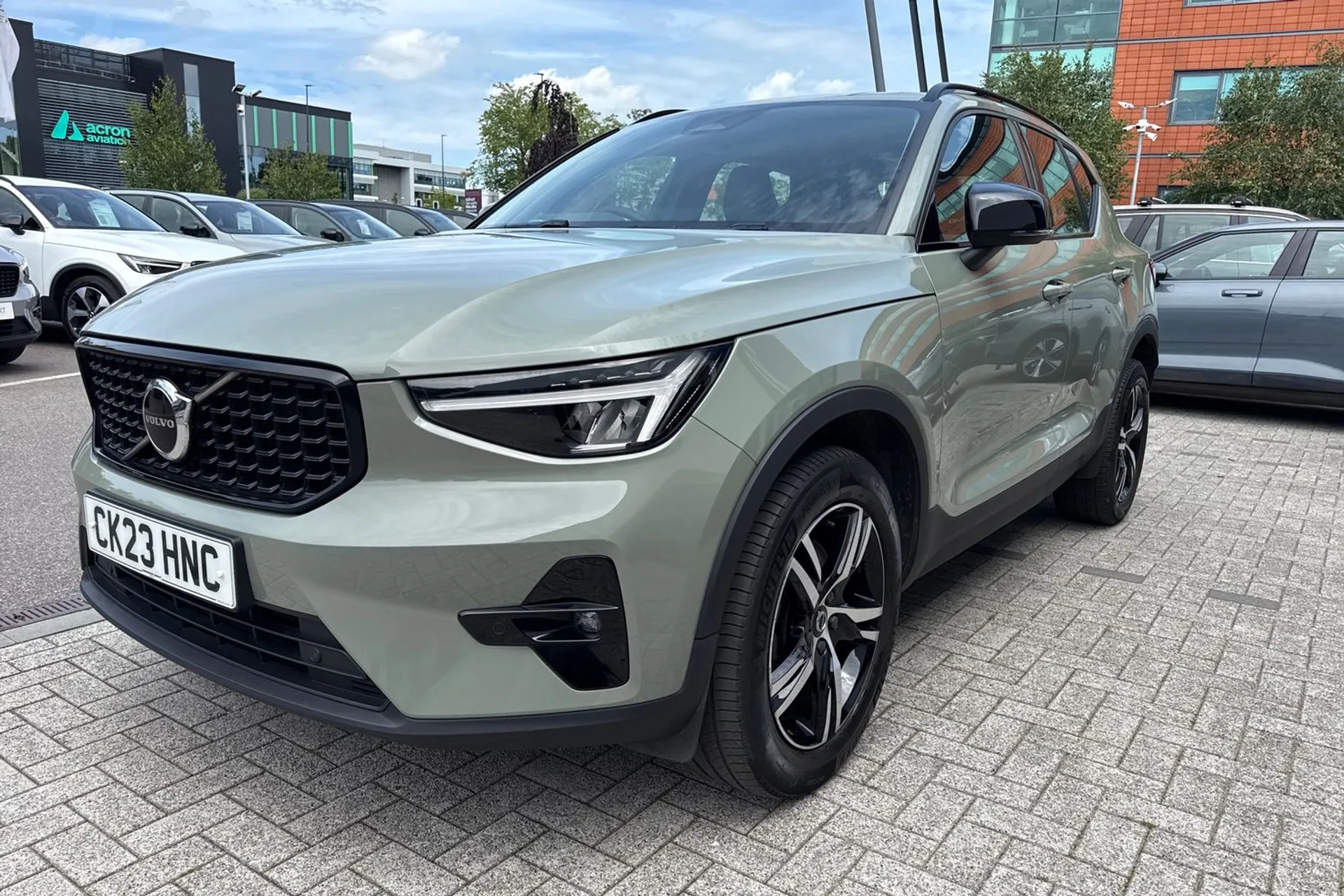 Volvo XC40 thumbnail image number 12