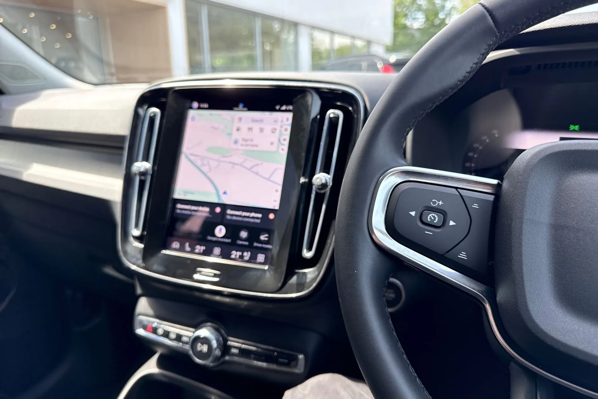Volvo XC40 thumbnail image number 36