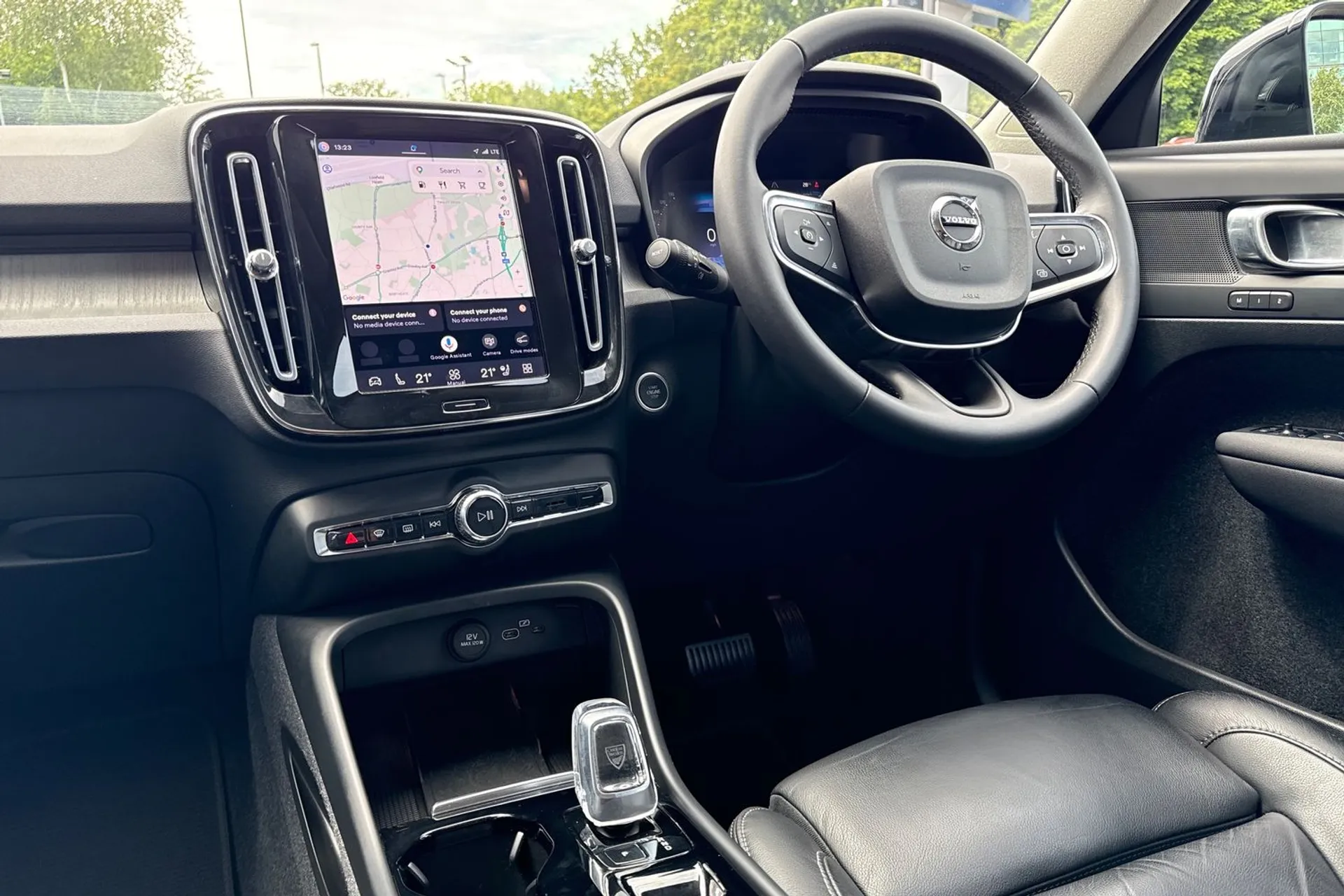 Volvo XC40 thumbnail image number 35