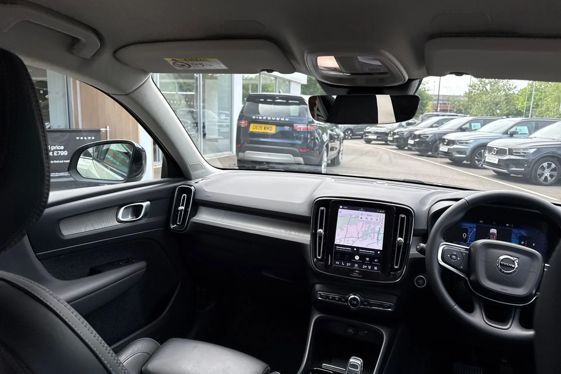 Volvo XC40 thumbnail image number 32