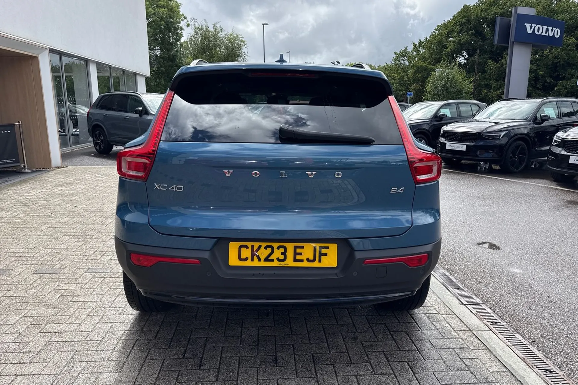Volvo XC40 thumbnail image number 9