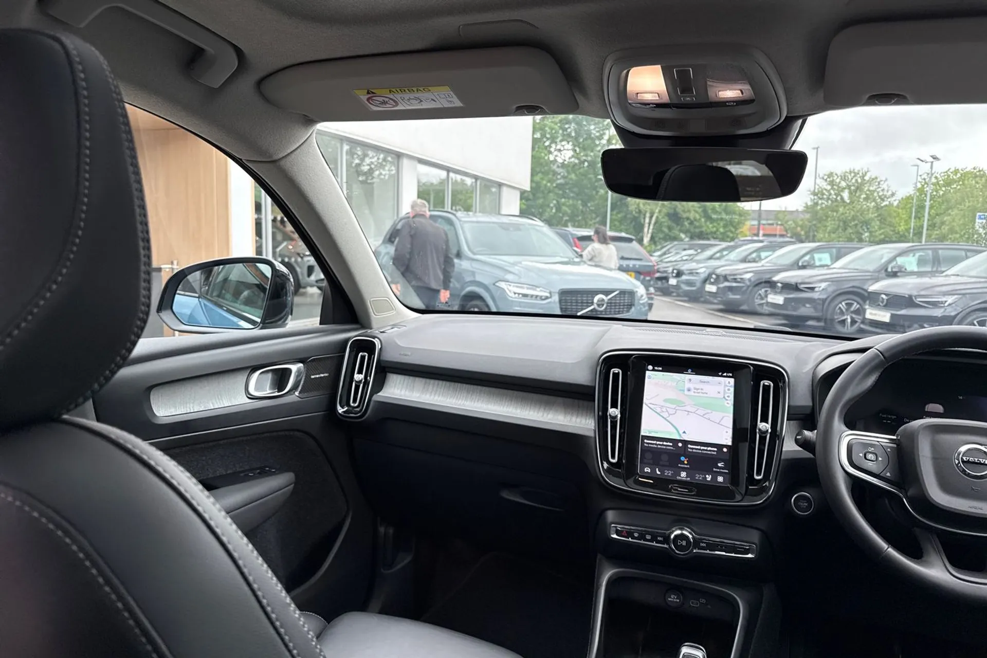 Volvo XC40 thumbnail image number 32