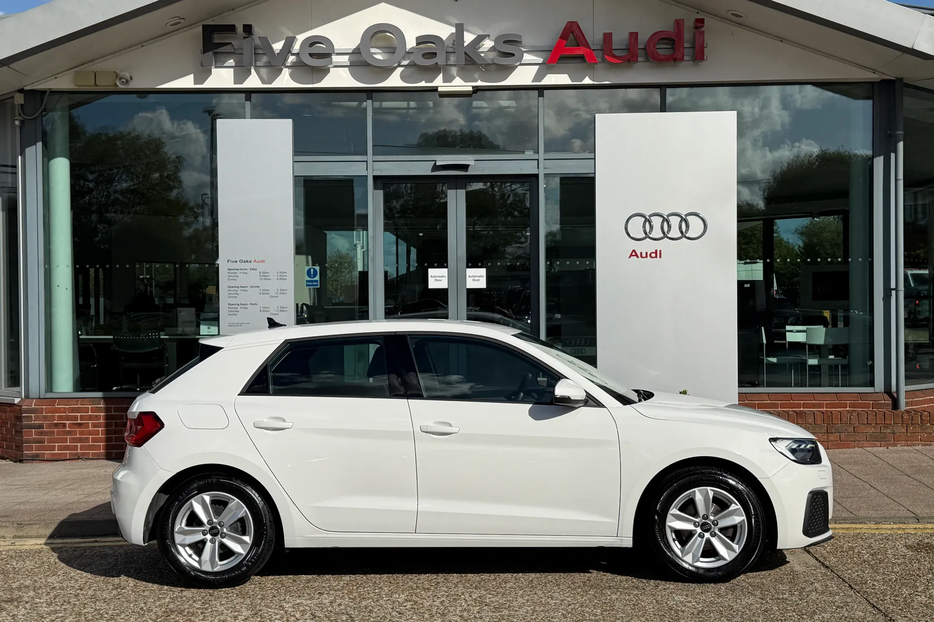 Audi A1 thumbnail image number 2