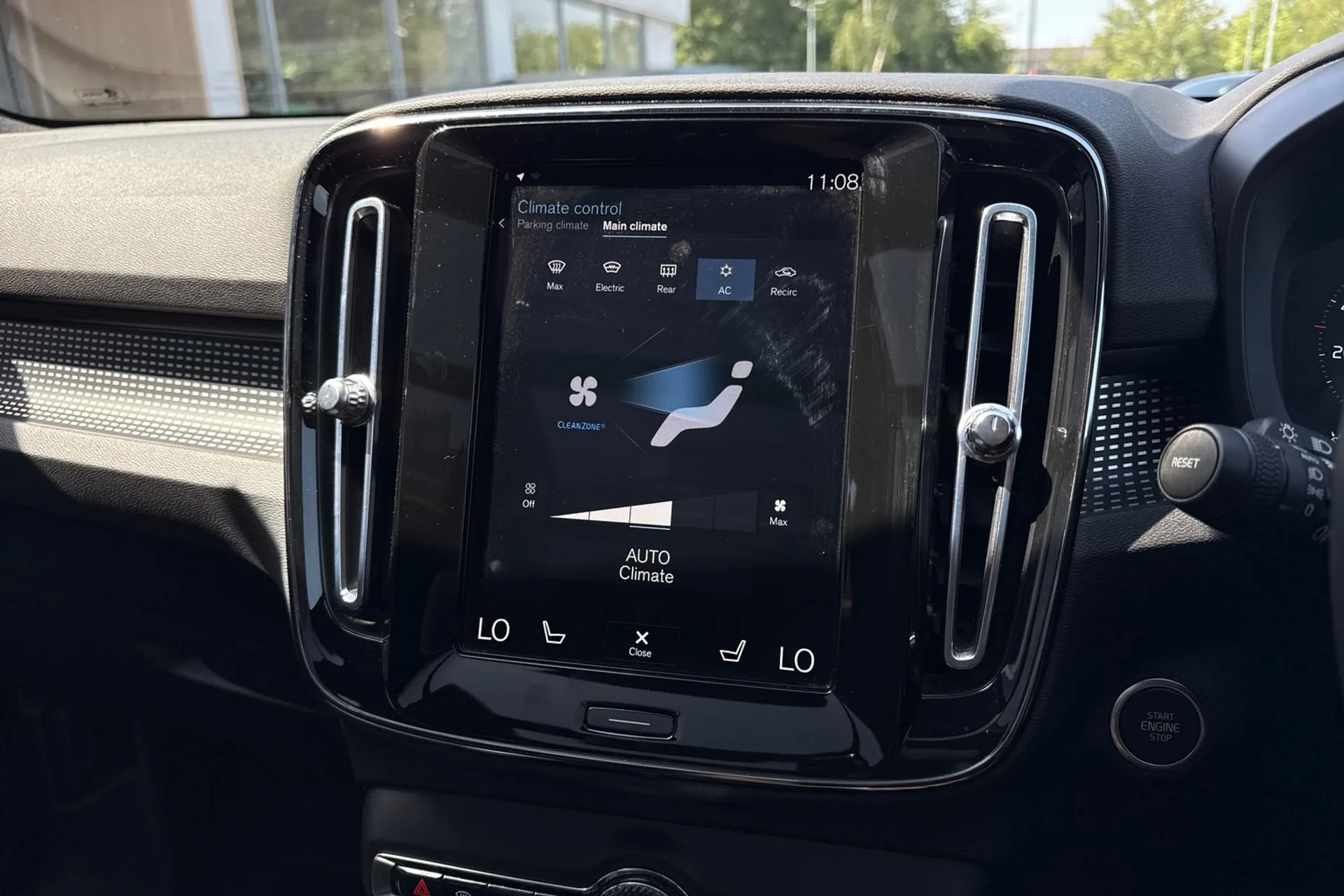 Volvo XC40 thumbnail image number 37