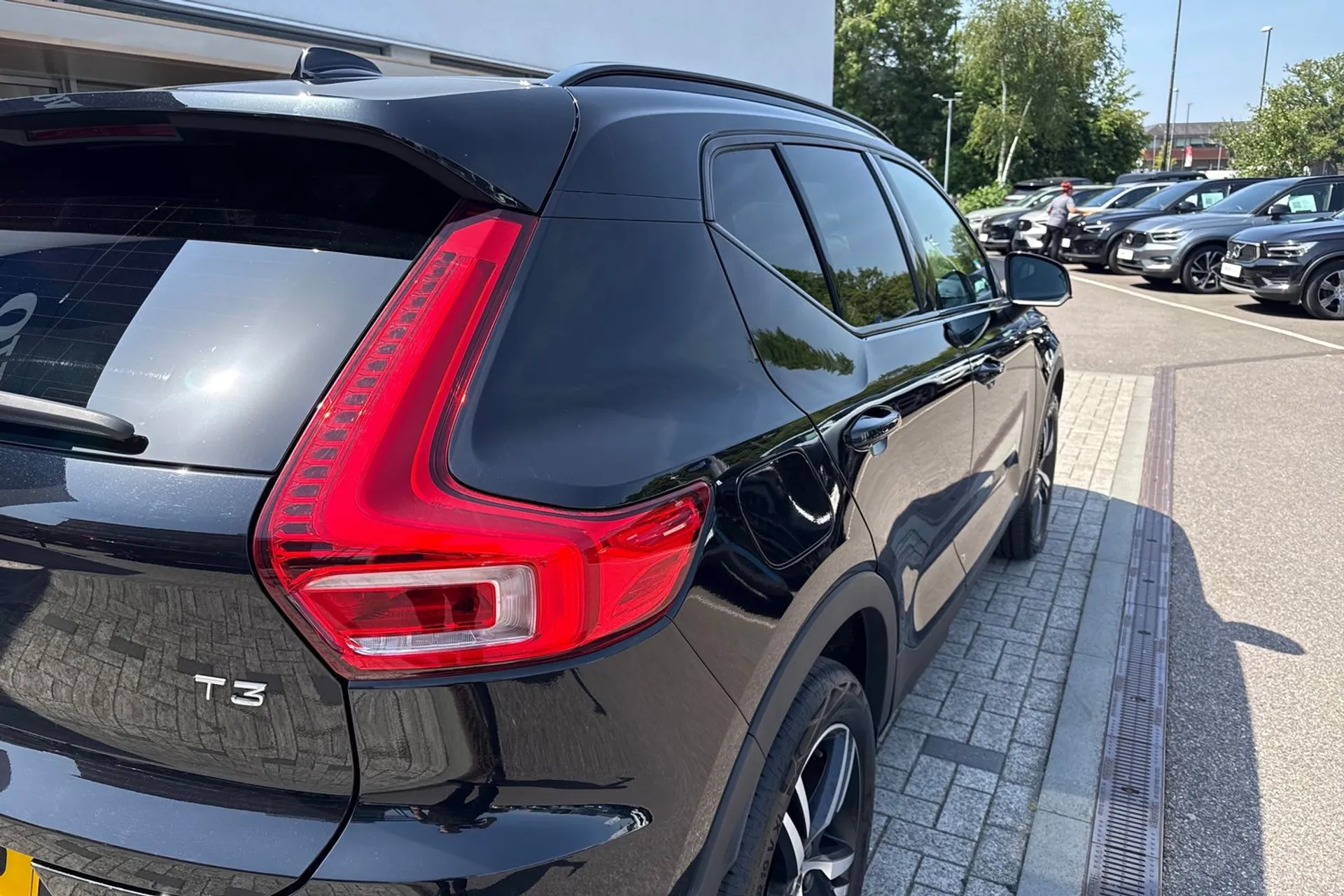 Volvo XC40 thumbnail image number 14