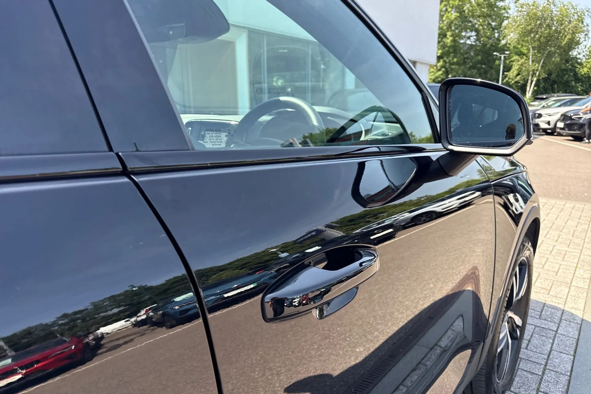Volvo XC40 thumbnail image number 16