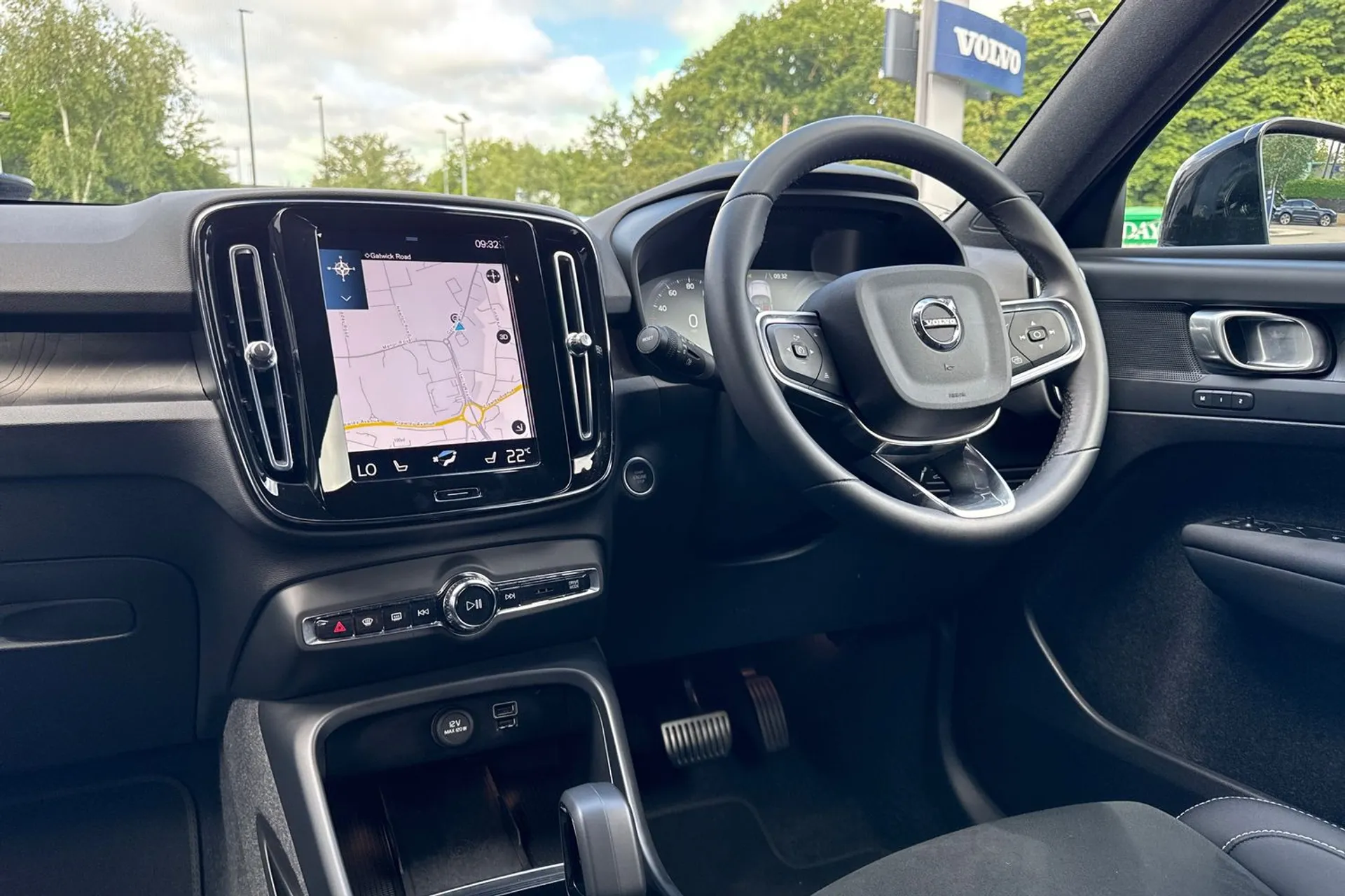 Volvo XC40 thumbnail image number 35