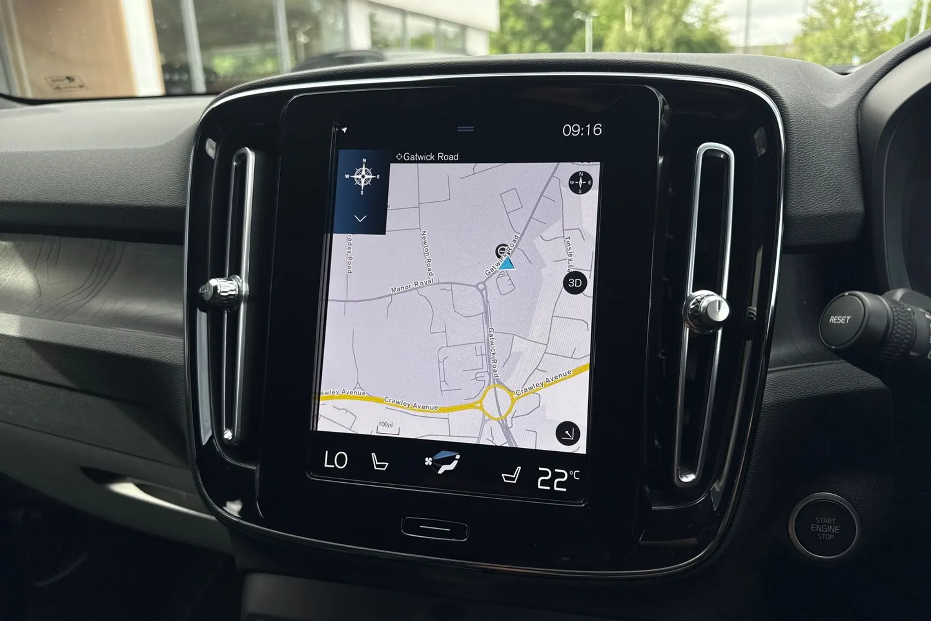Volvo XC40 thumbnail image number 5