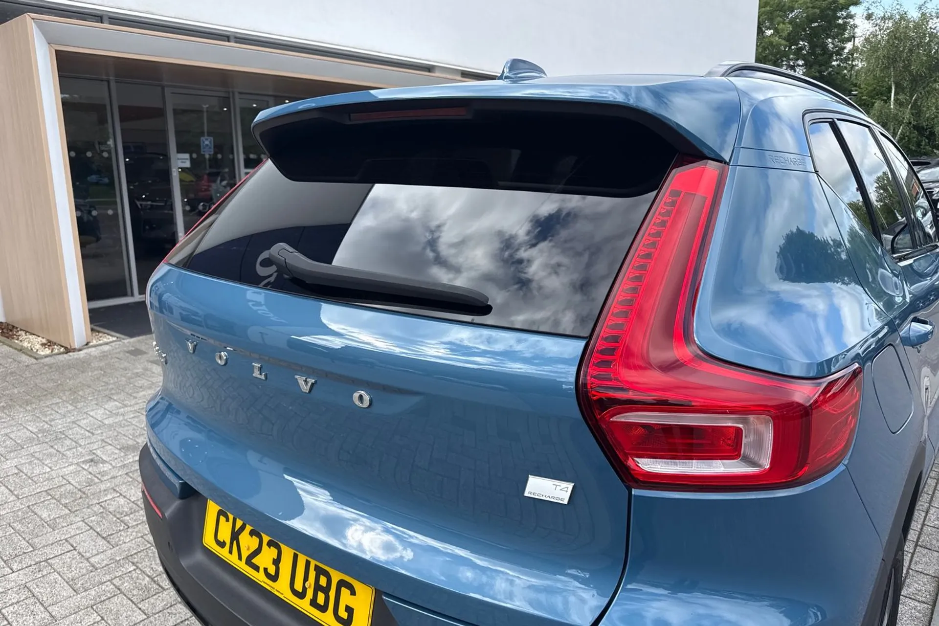 Volvo XC40 thumbnail image number 16