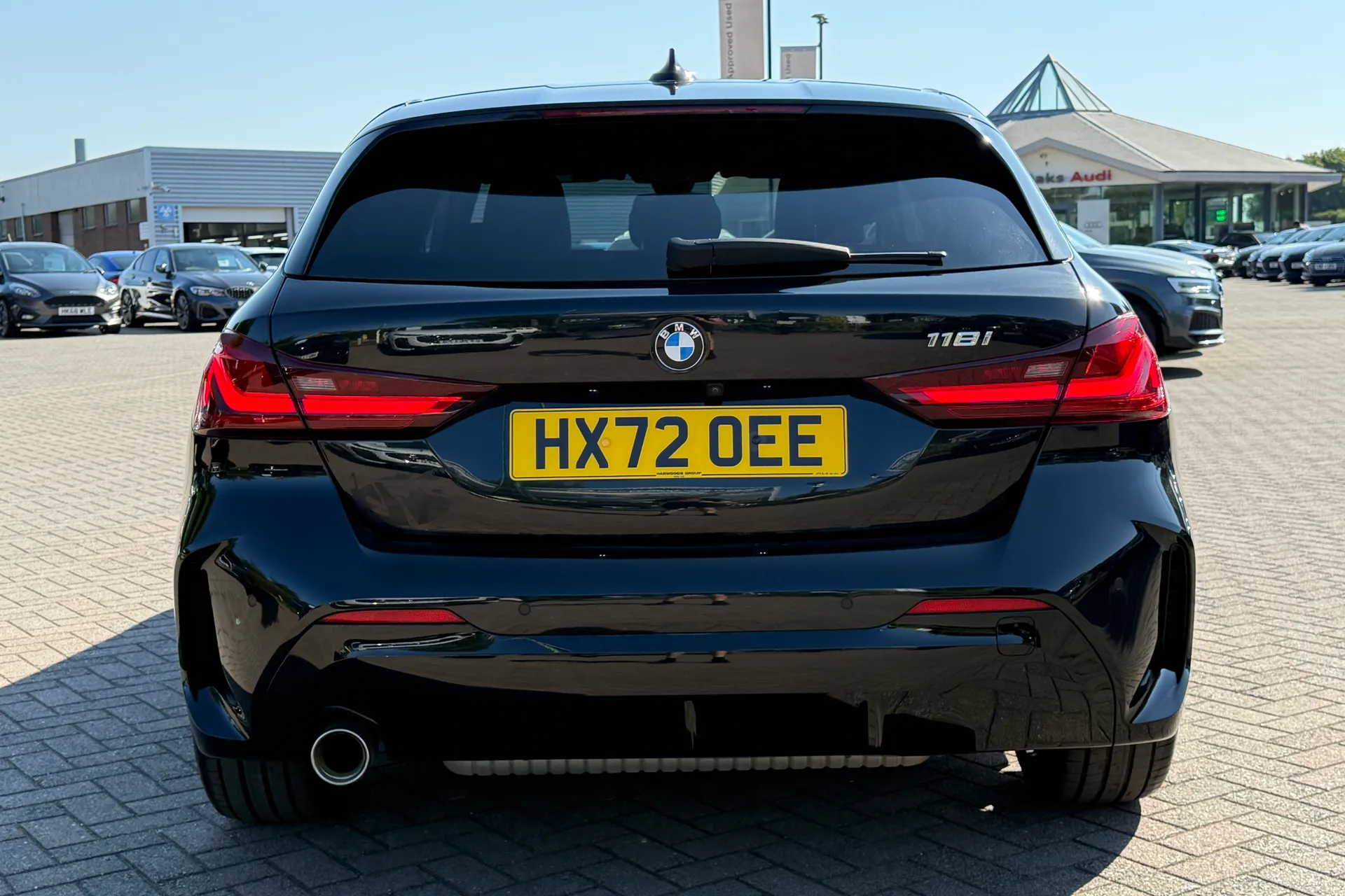 BMW 1 SERIES thumbnail image number 26