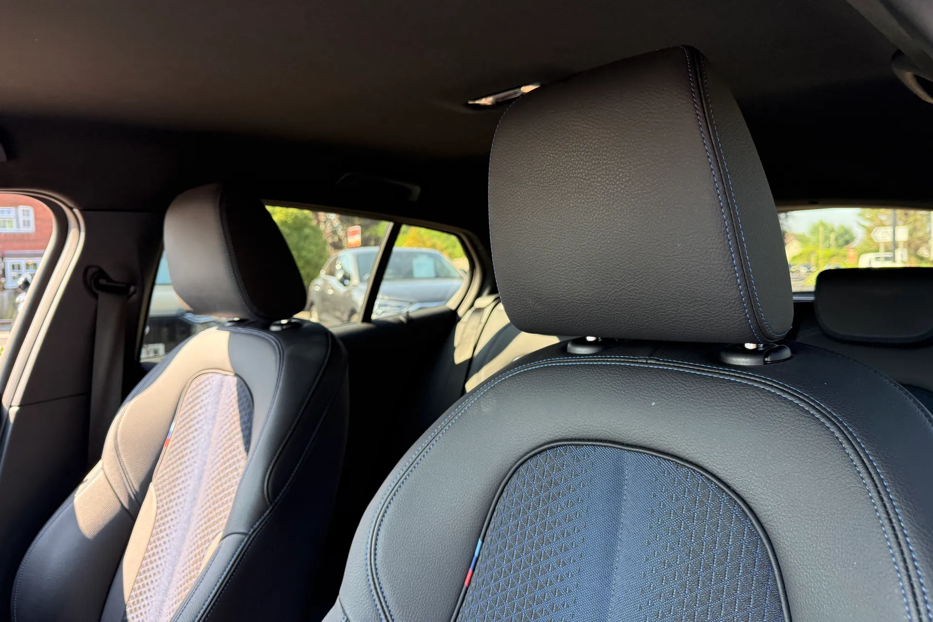 BMW 1 SERIES thumbnail image number 24