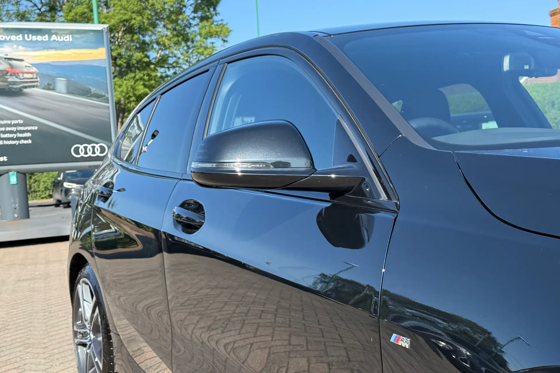 BMW 1 SERIES thumbnail image number 42