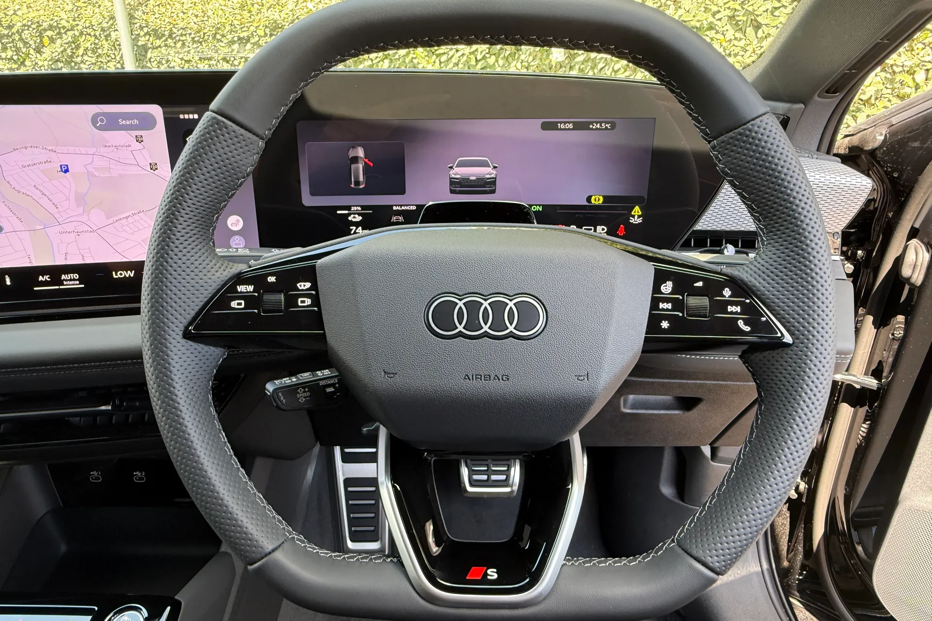 Audi A6 thumbnail image number 16