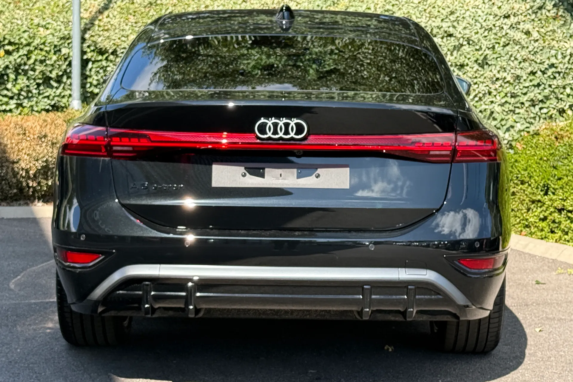 Audi A6 thumbnail image number 10