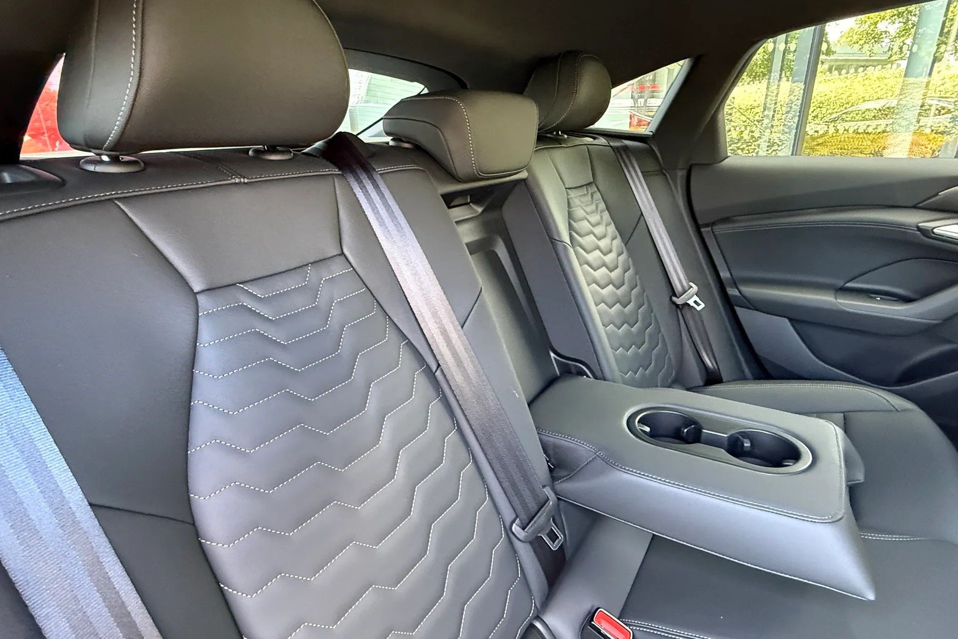 Audi A6 thumbnail image number 41