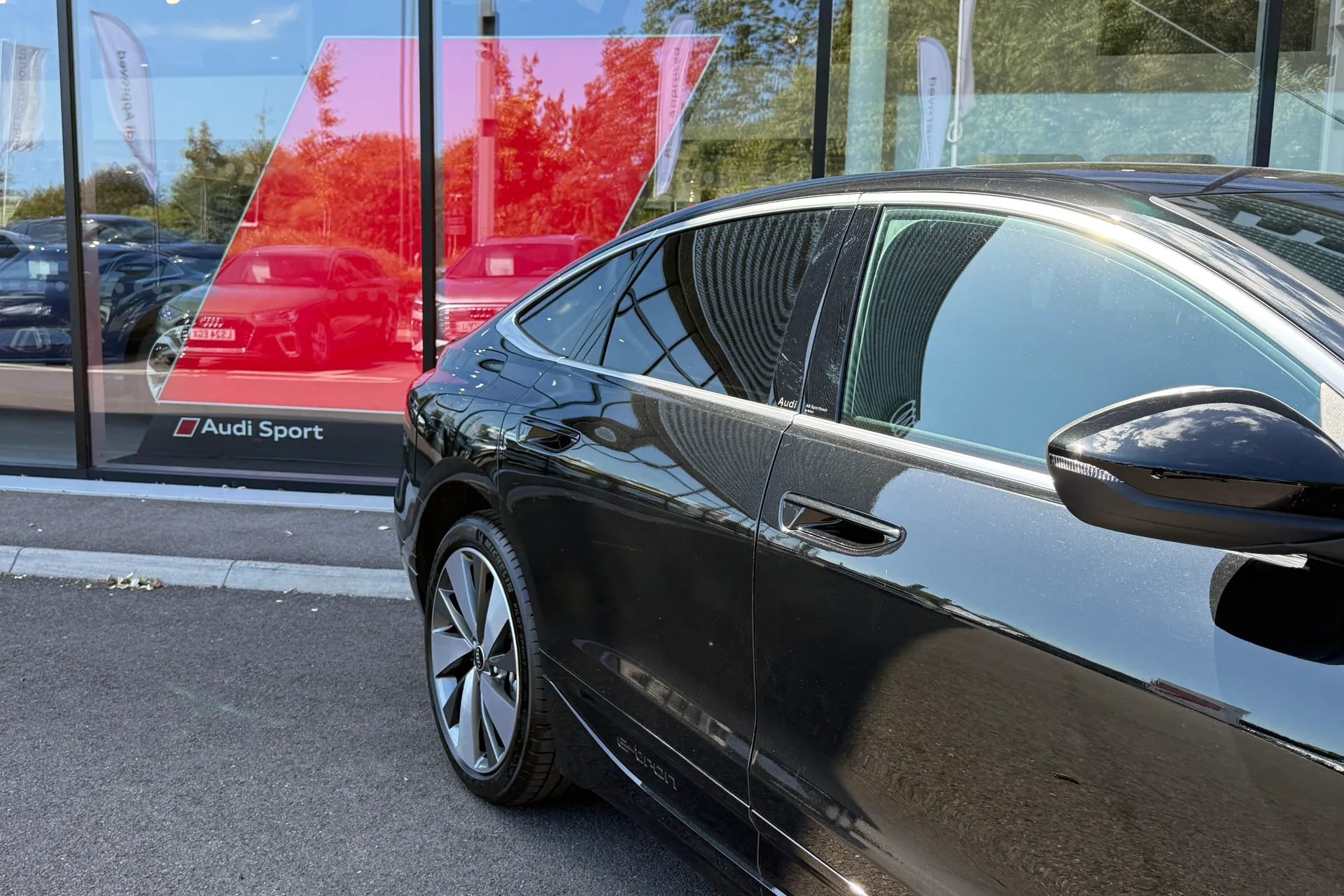 Audi A6 thumbnail image number 15