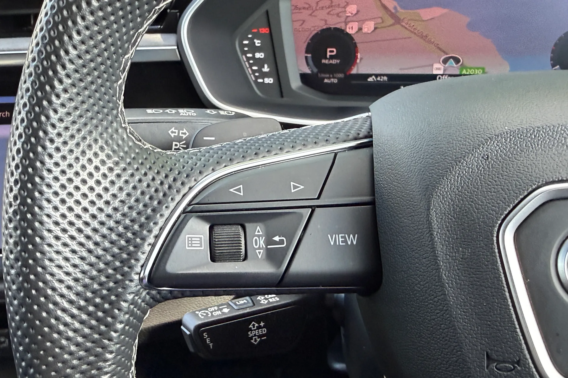 Audi Q3 thumbnail image number 56
