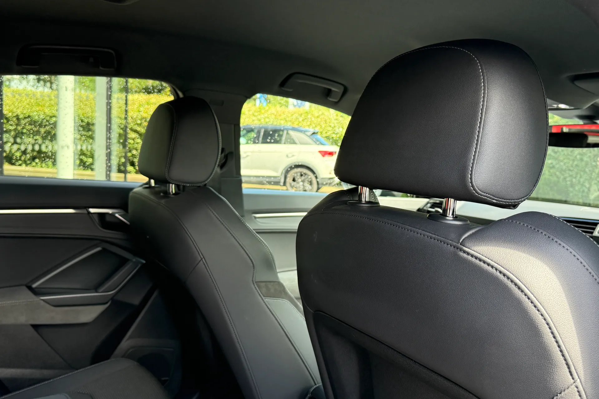 Audi Q3 thumbnail image number 41