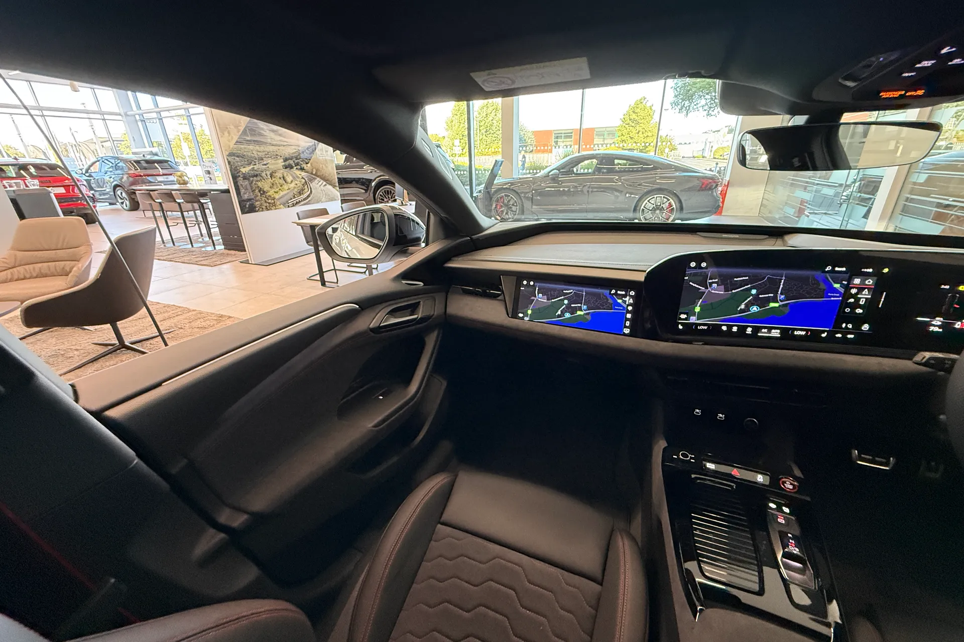 Audi A6 thumbnail image number 44