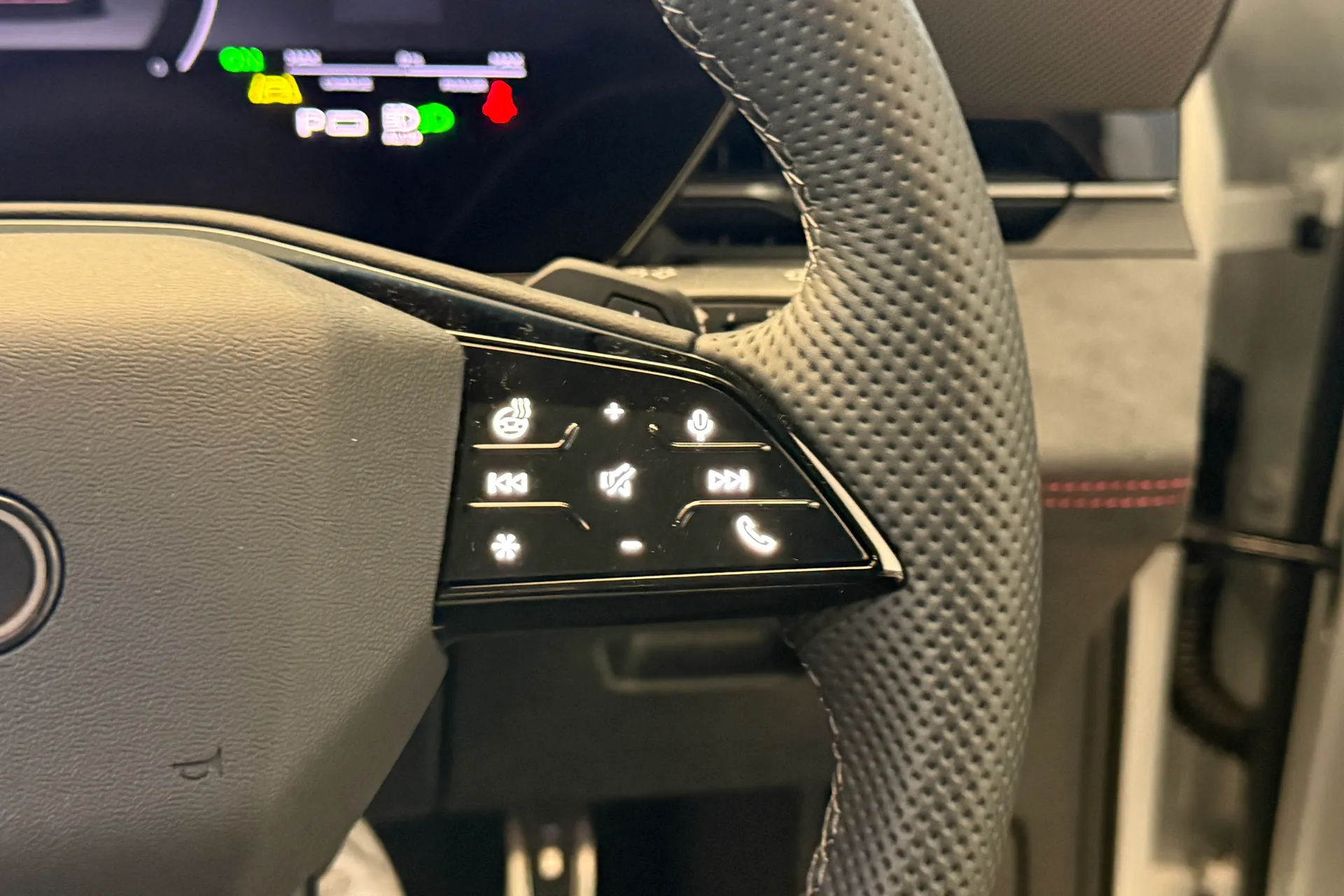 Audi A6 thumbnail image number 42