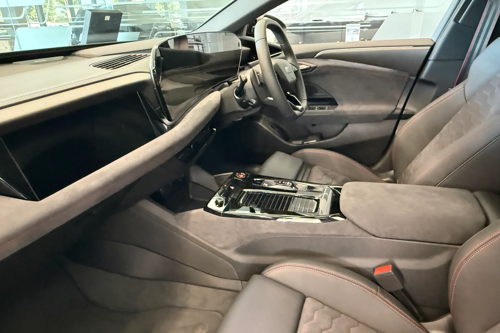 Audi A6 thumbnail image number 11