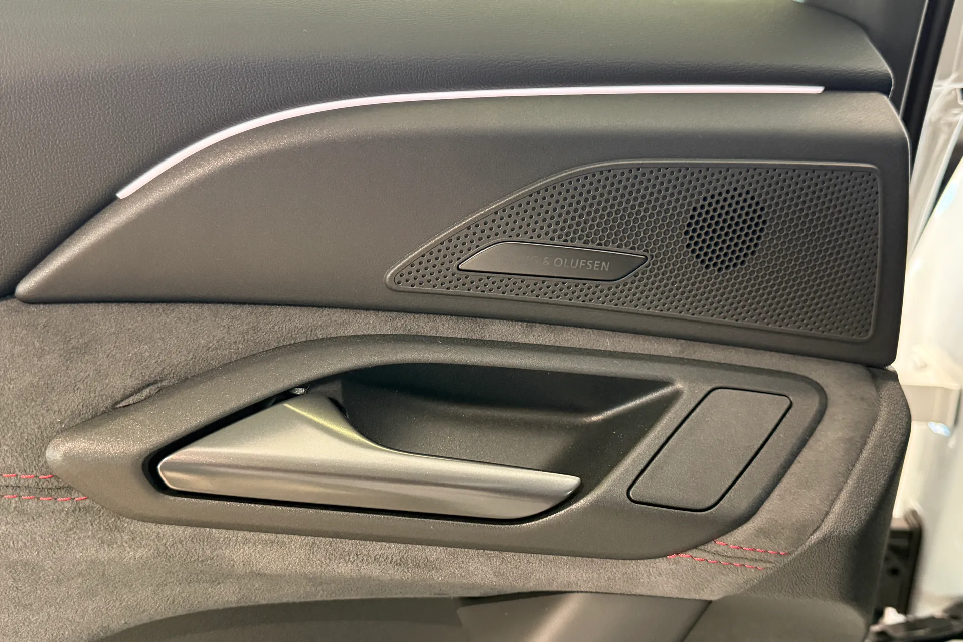 Audi A6 thumbnail image number 20