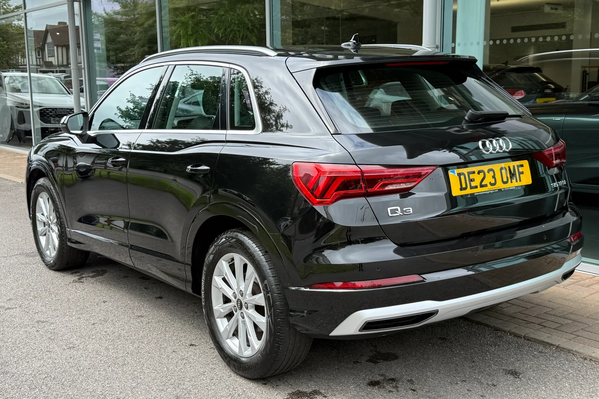 Audi Q3 thumbnail image number 50