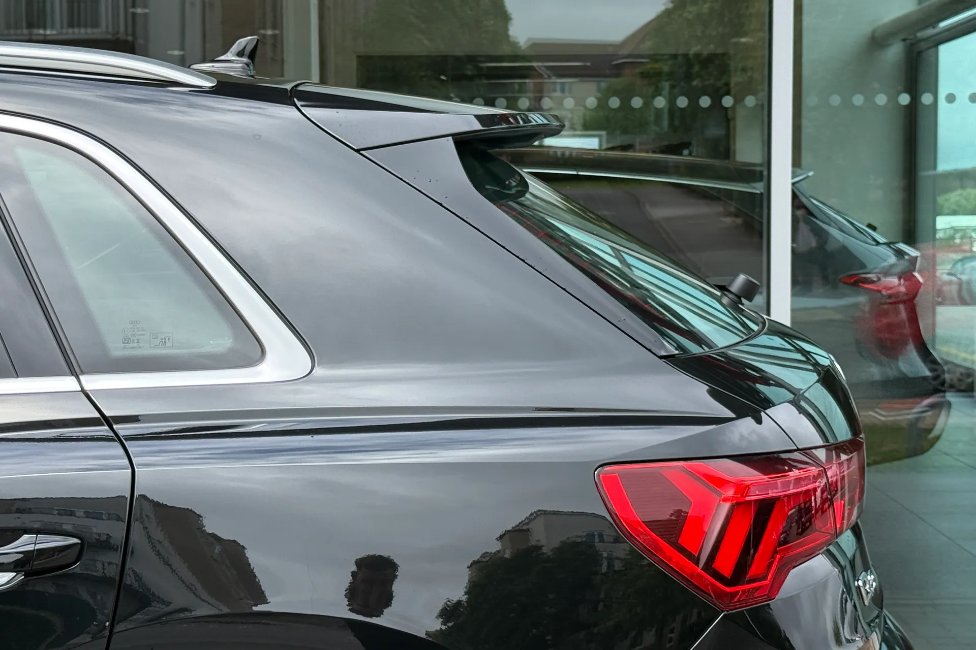 Audi Q3 thumbnail image number 52