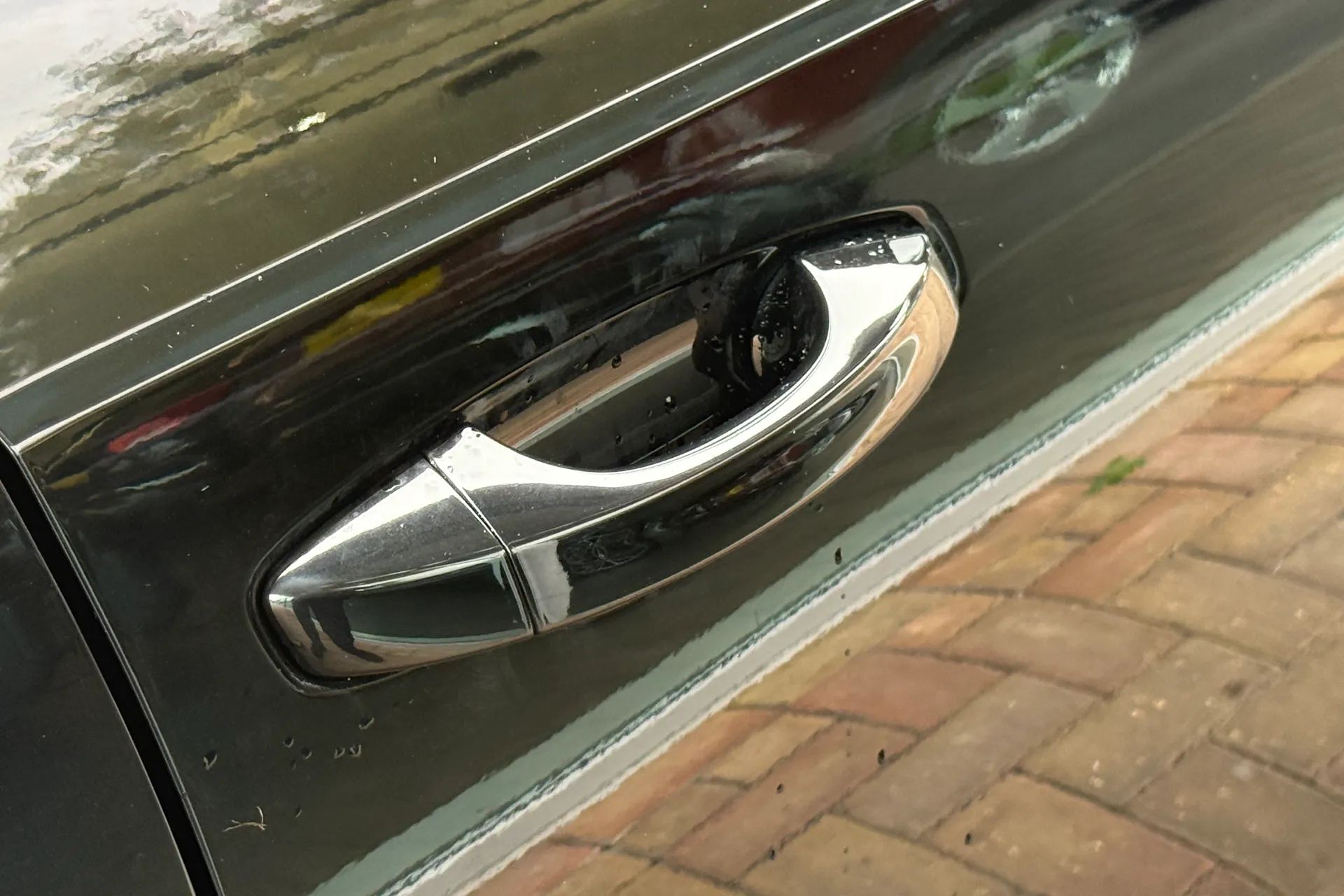 Audi Q3 thumbnail image number 36