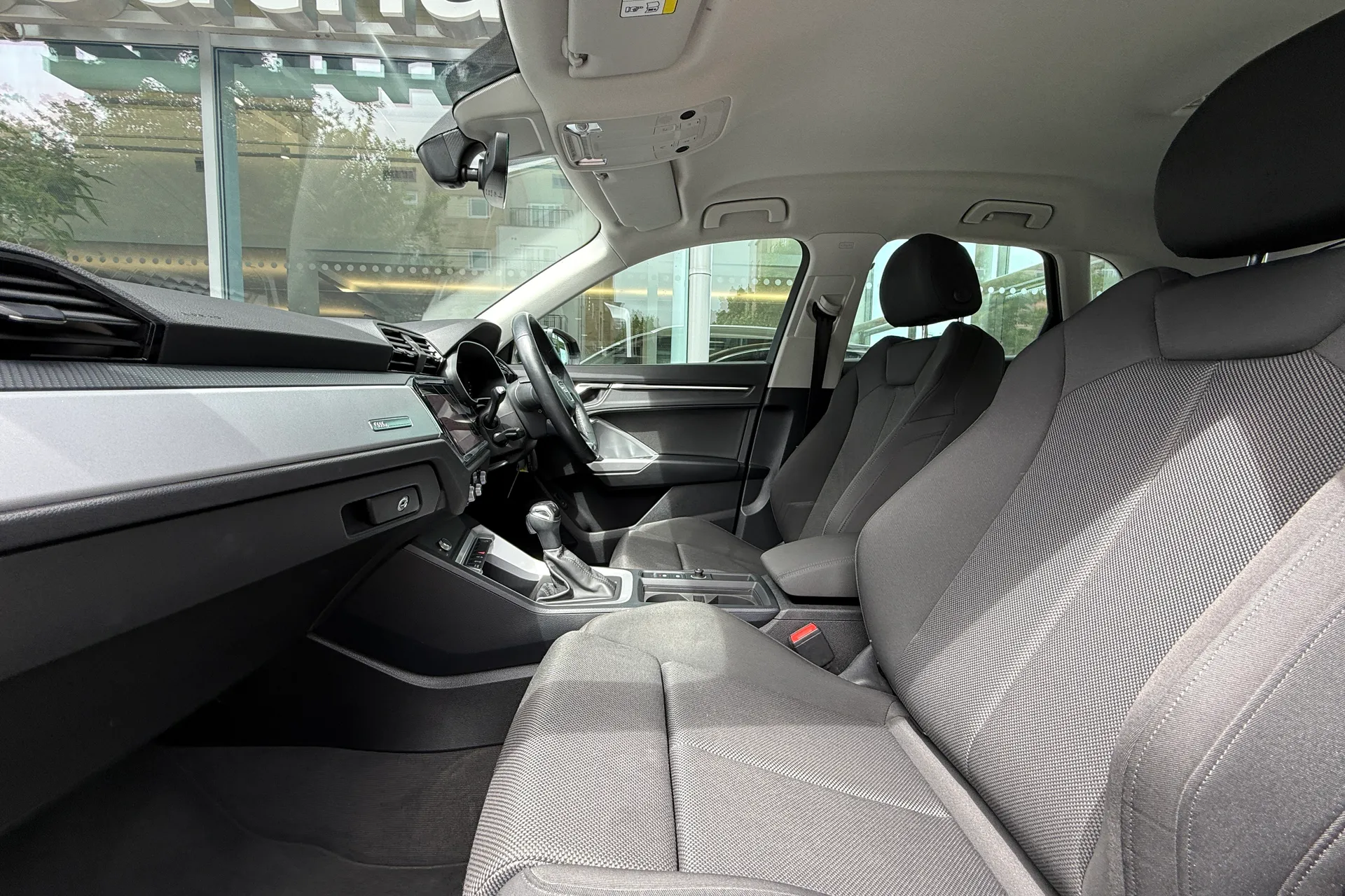 Audi Q3 thumbnail image number 57