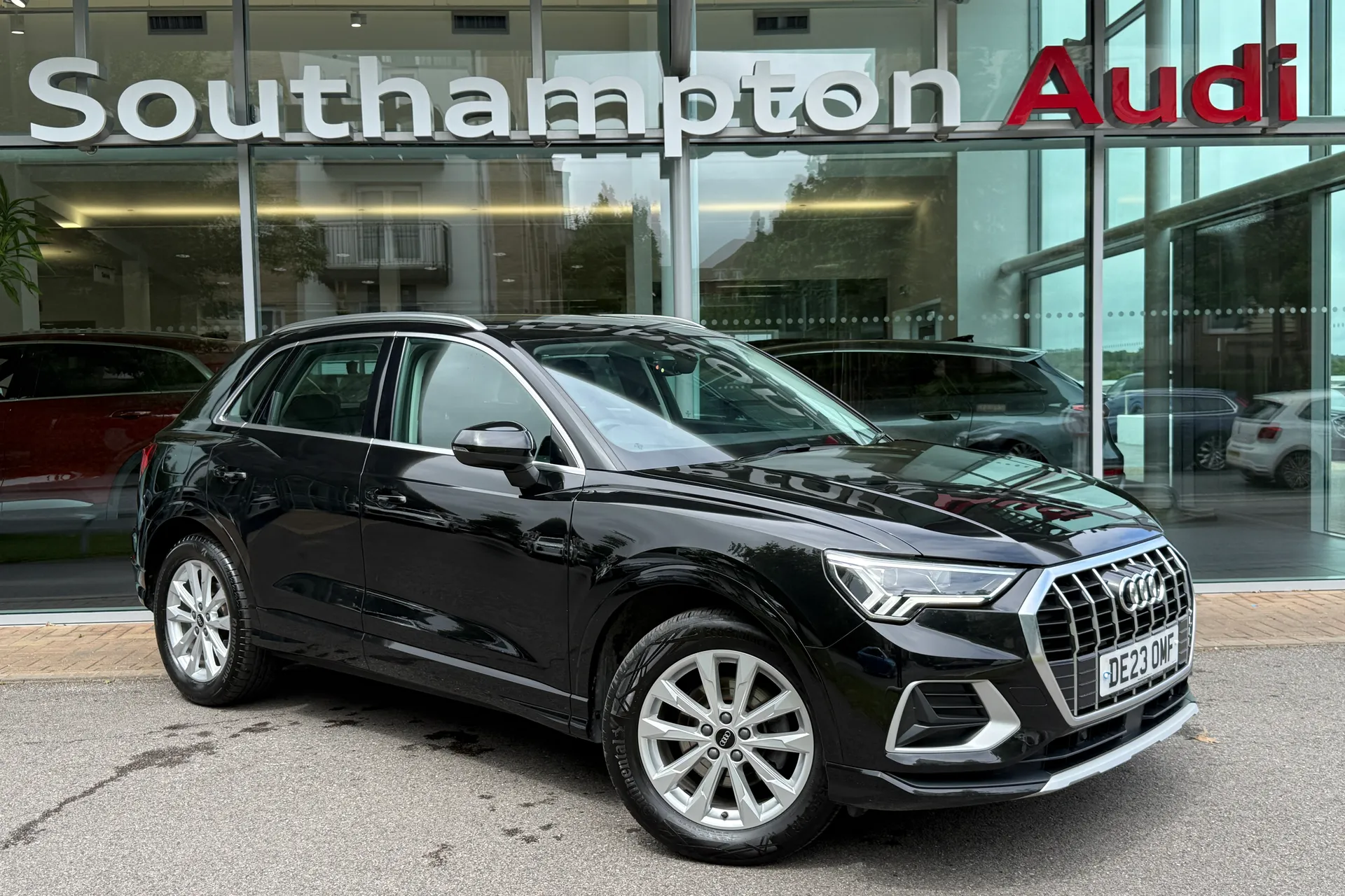 Audi Q3 thumbnail image number 63