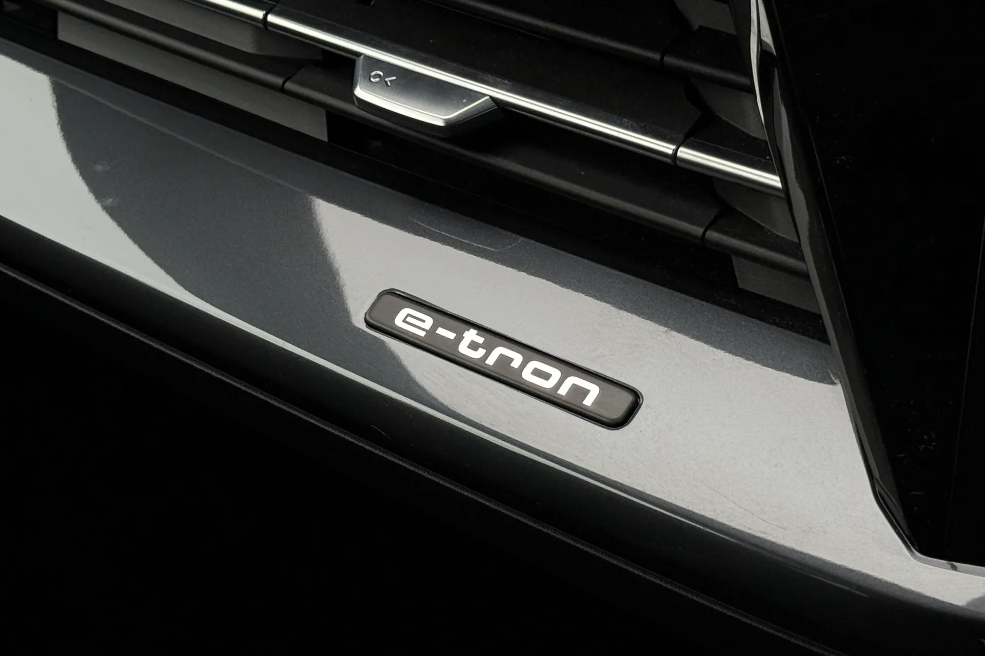 Audi Q4 thumbnail image number 27