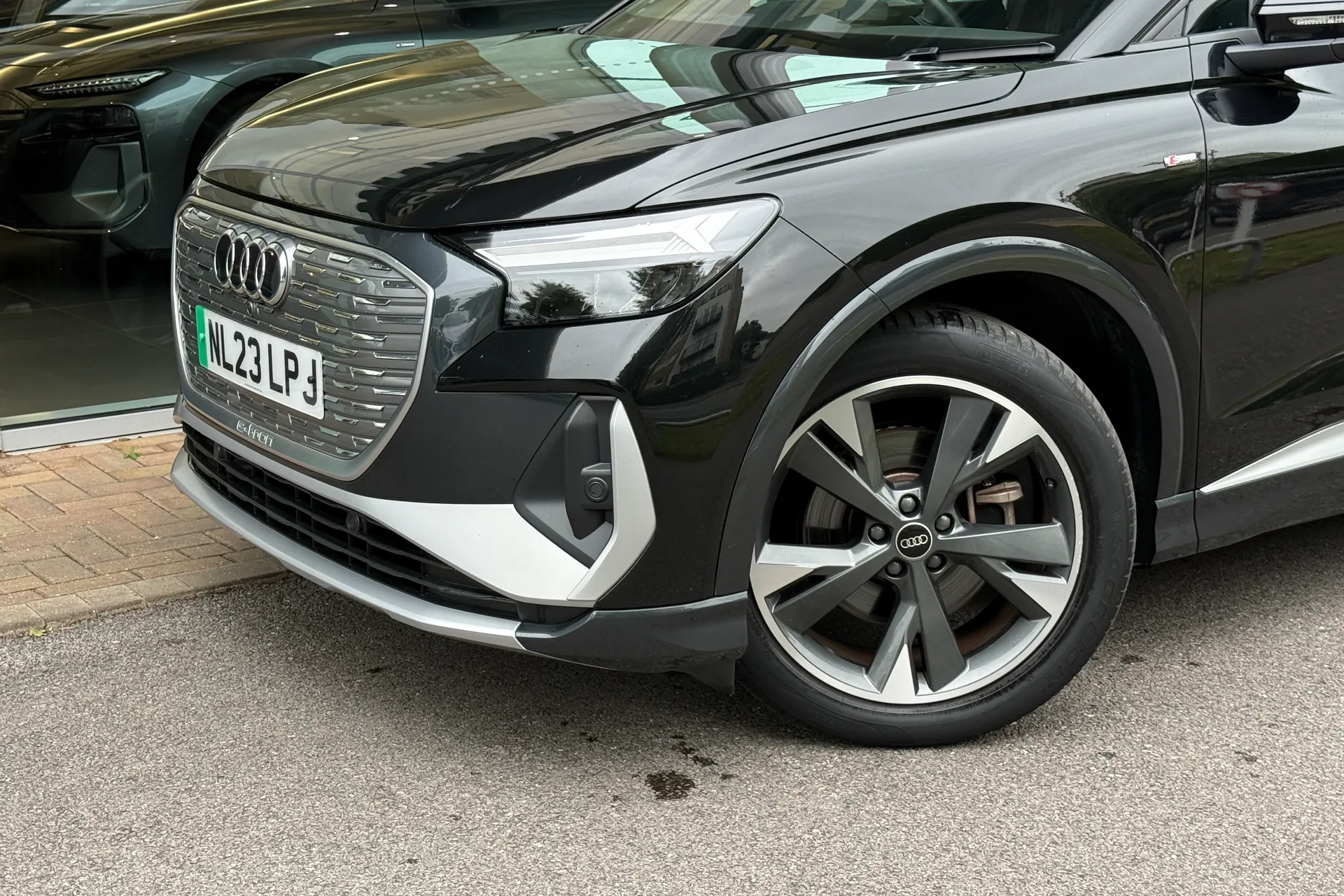 Audi Q4 thumbnail image number 58
