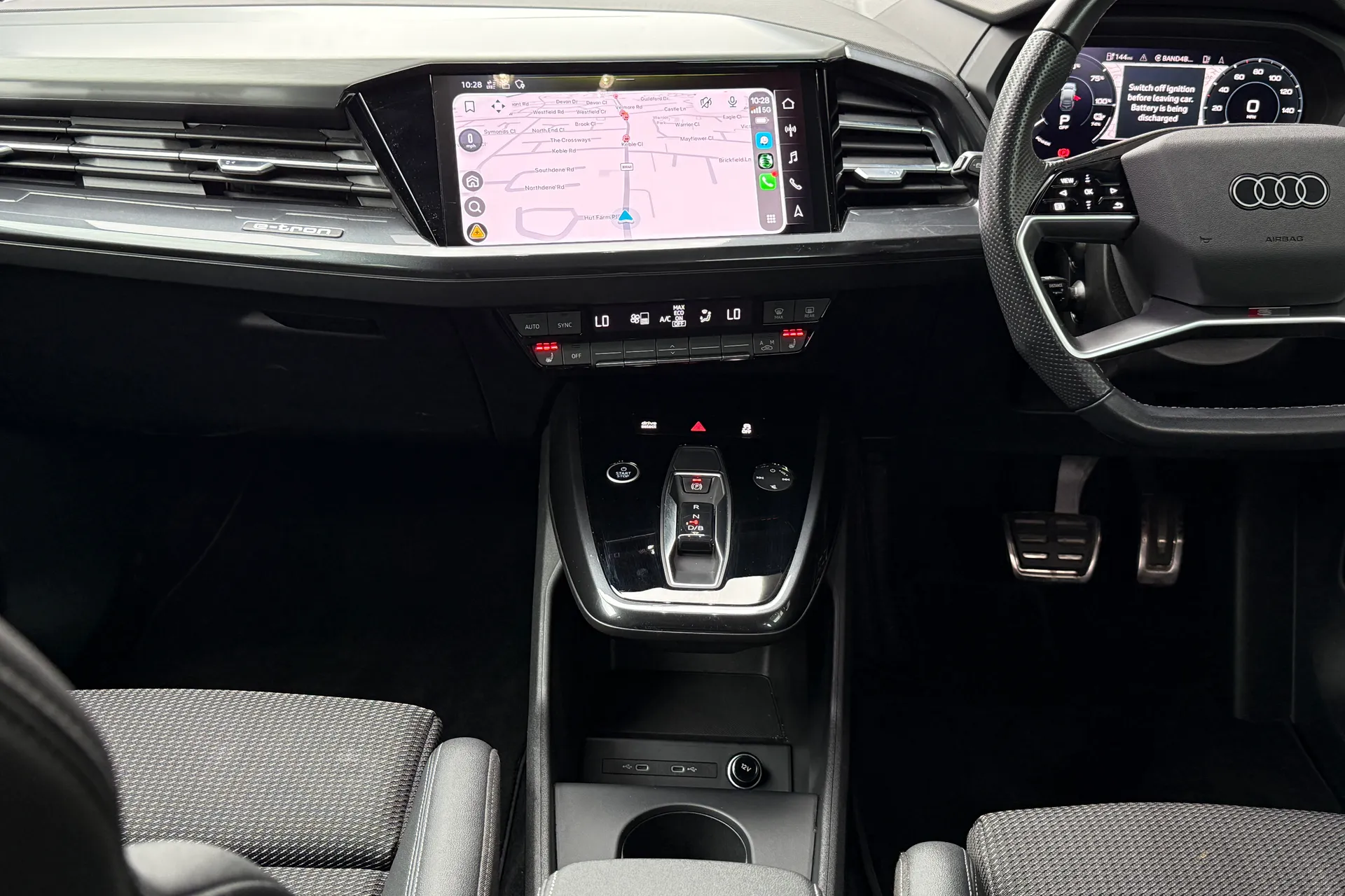 Audi Q4 thumbnail image number 42