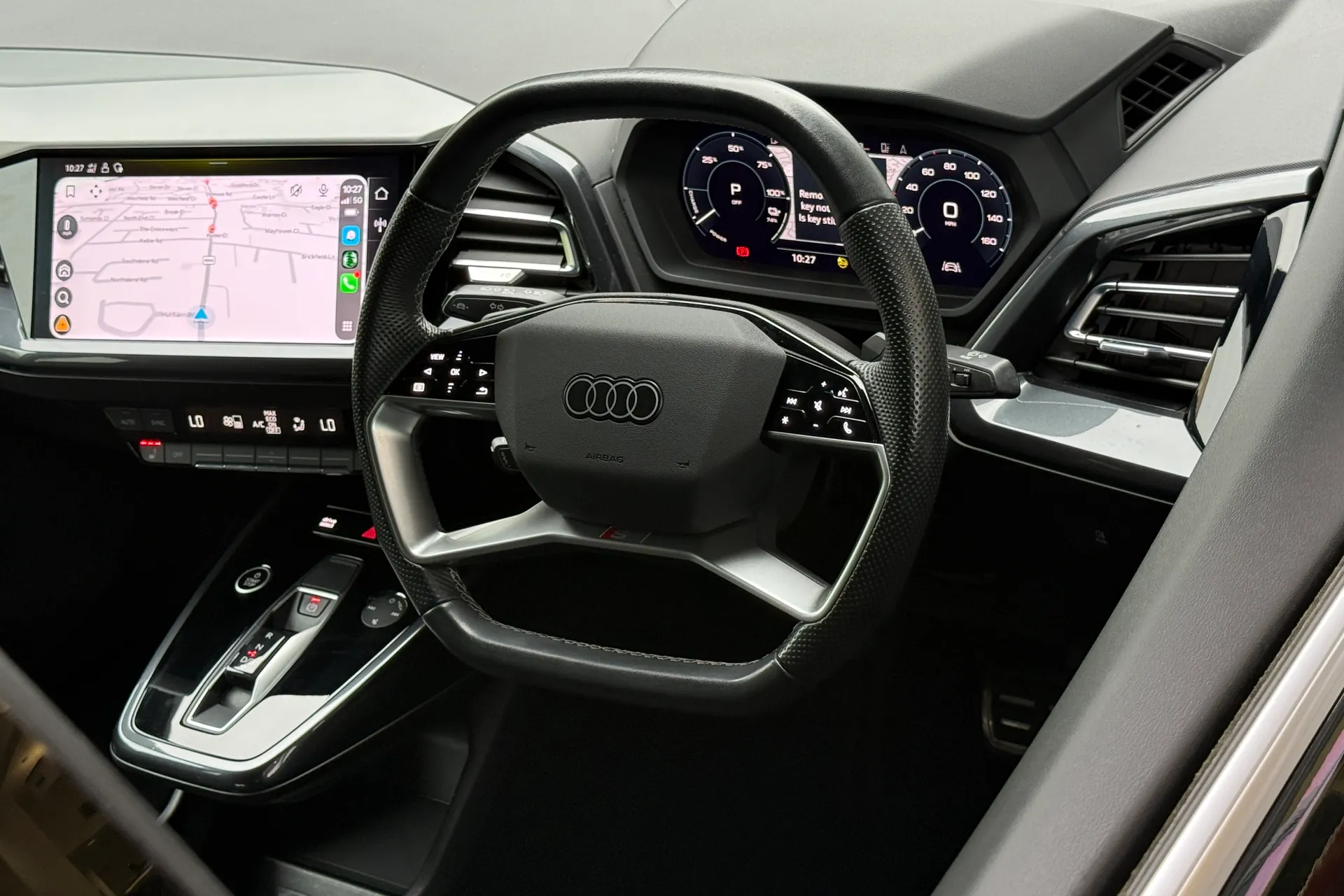 Audi Q4 thumbnail image number 35