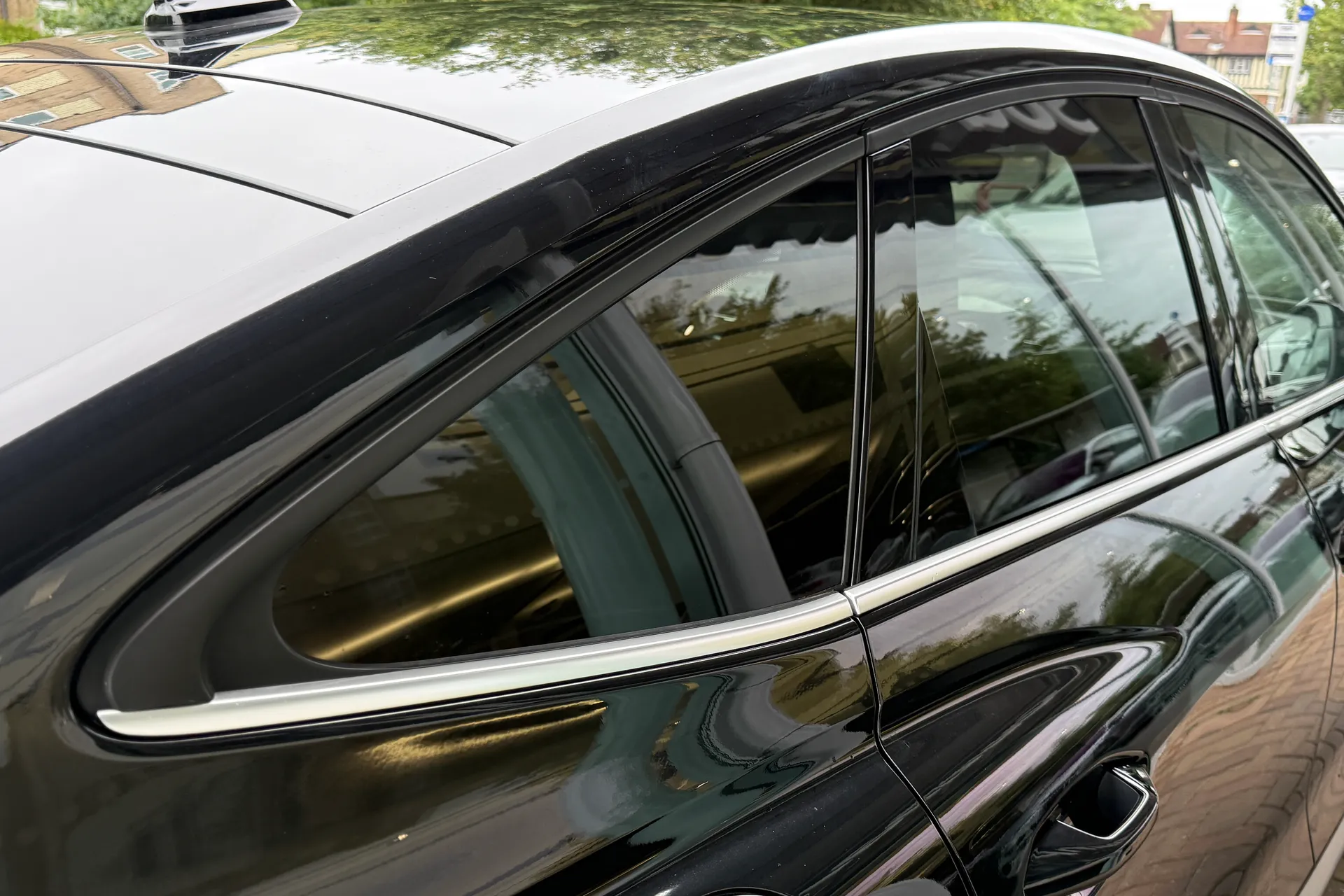 Audi Q4 thumbnail image number 38