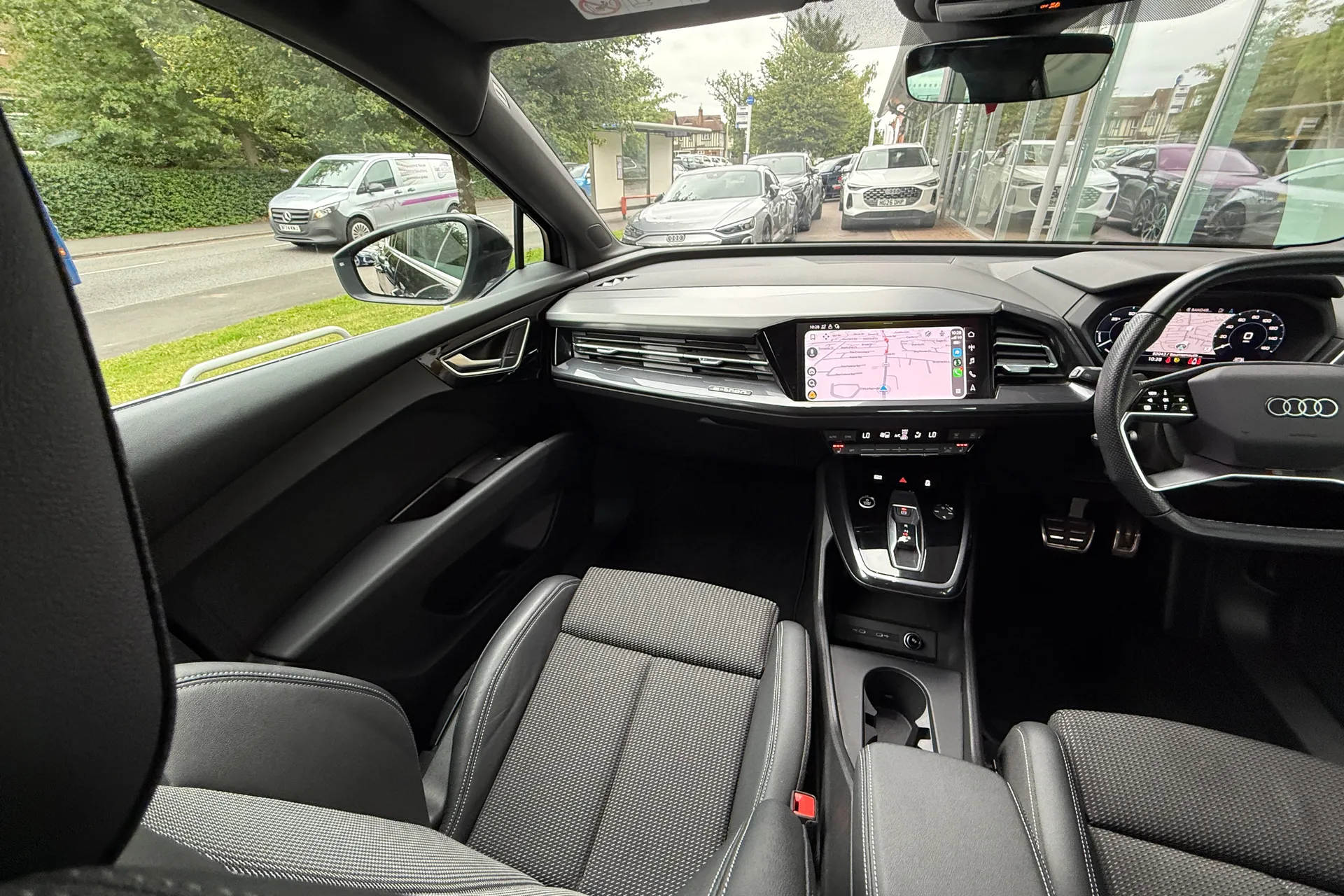Audi Q4 thumbnail image number 45