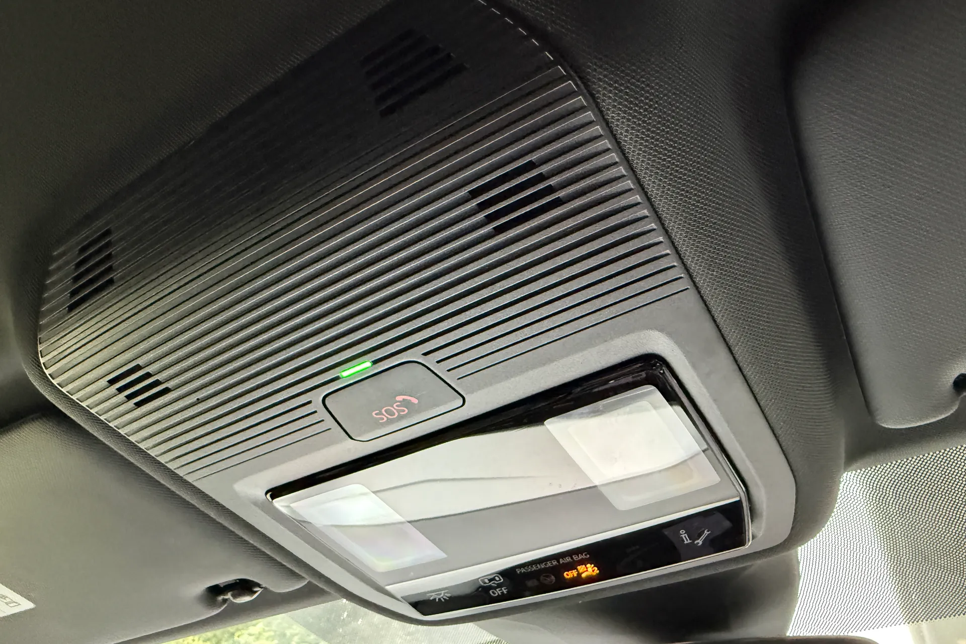 Audi Q4 thumbnail image number 31